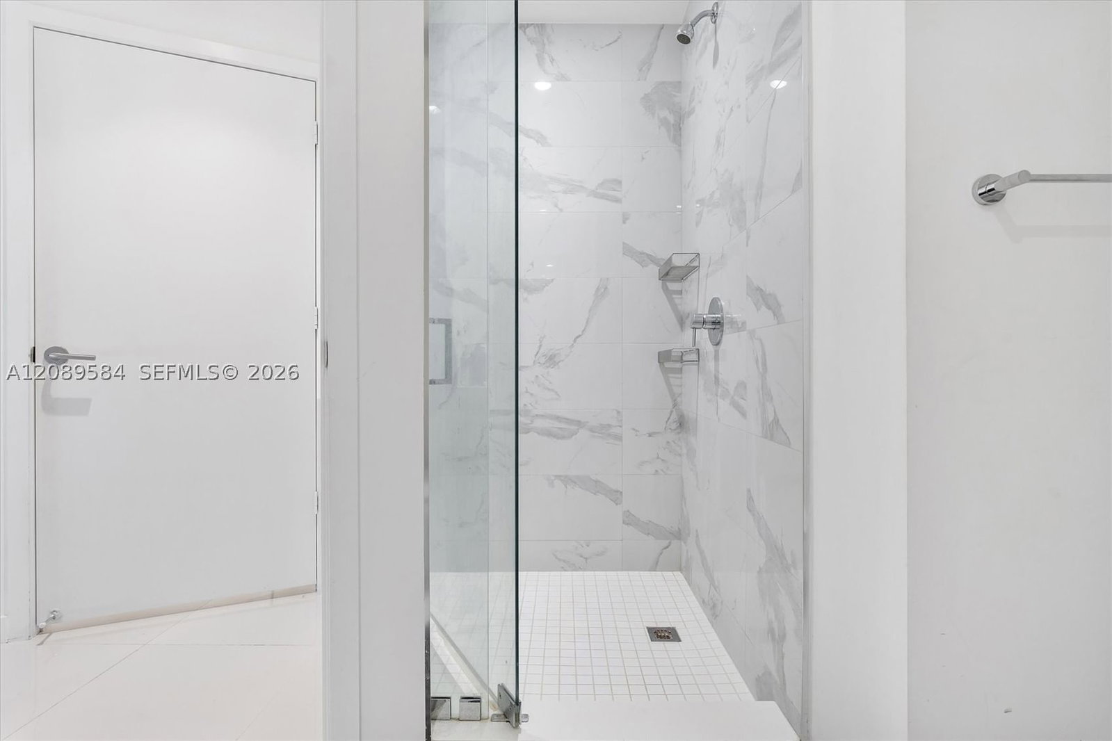 Real estate property located at 851 1st Ave #1712, Miami-dade, Paramount Miami Worldcent, Miami, FL