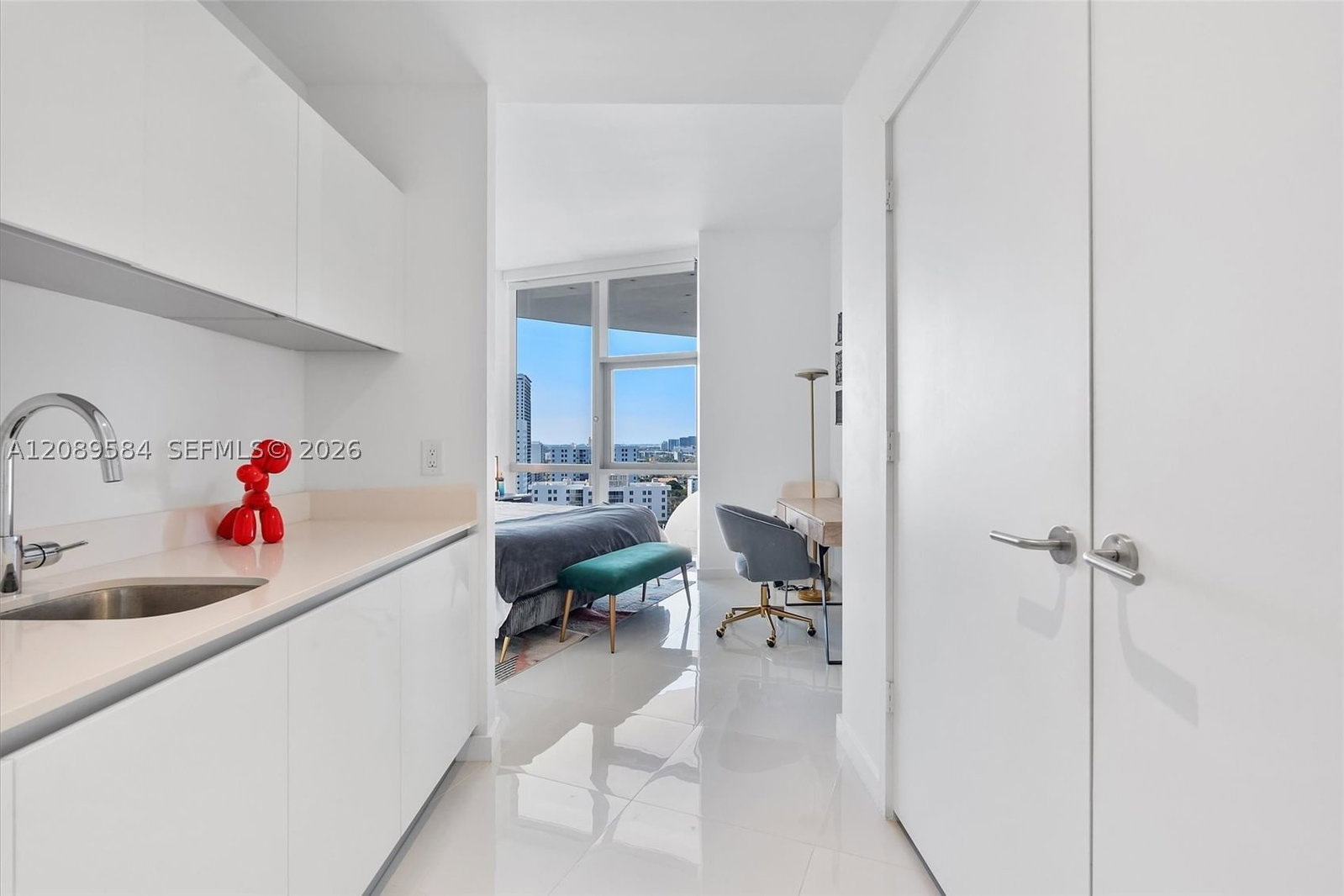Real estate property located at 851 1st Ave #1712, Miami-dade, Paramount Miami Worldcent, Miami, FL