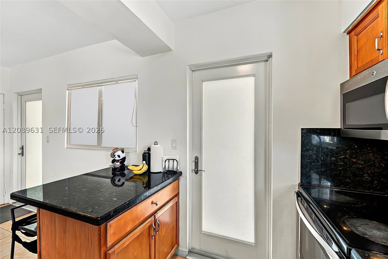 Real estate property located at 1420 Pennsylvania Ave #403, Miami-dade, Penn Manor Condo, Miami Beach, FL