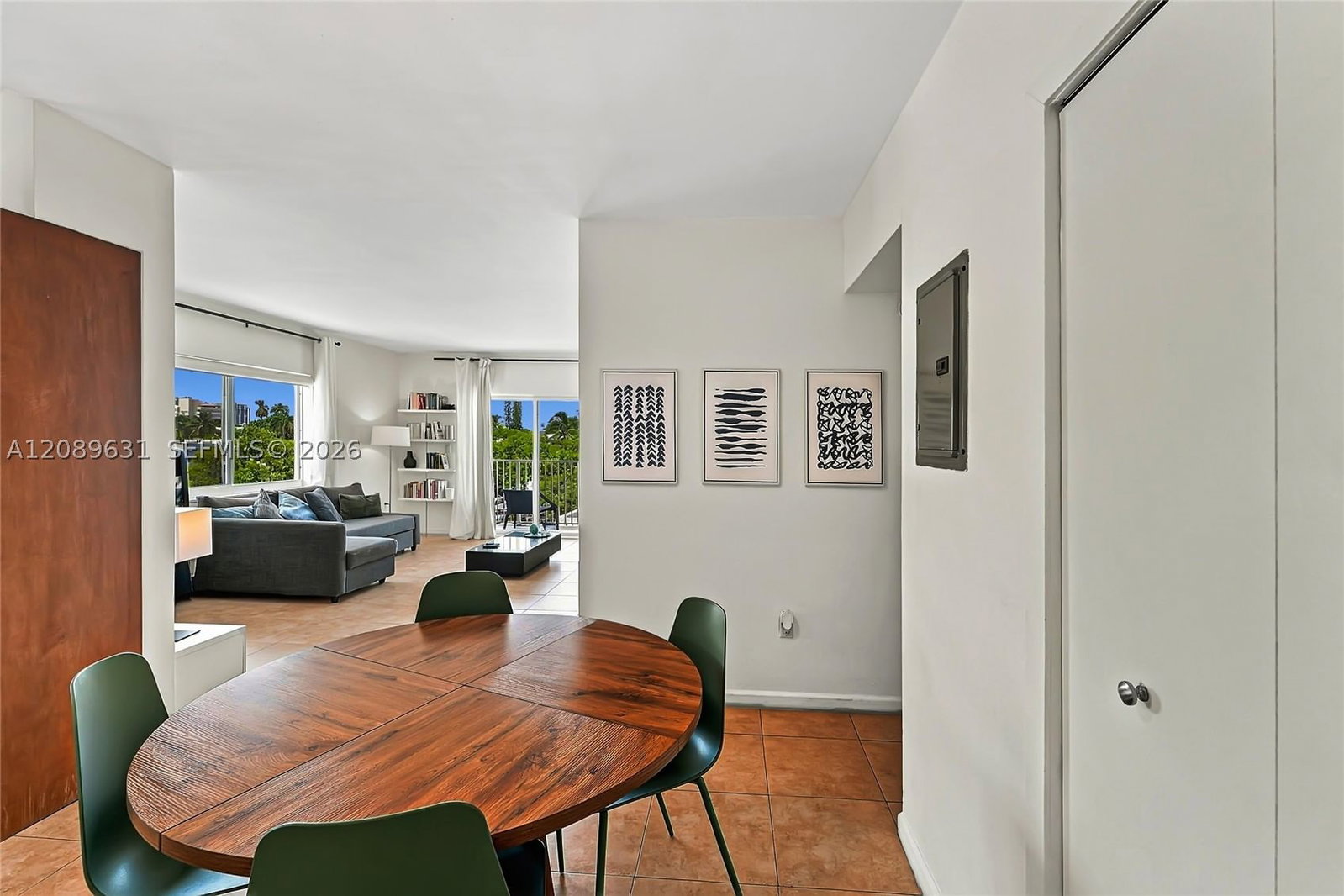 Real estate property located at 1420 Pennsylvania Ave #403, Miami-dade, Penn Manor Condo, Miami Beach, FL
