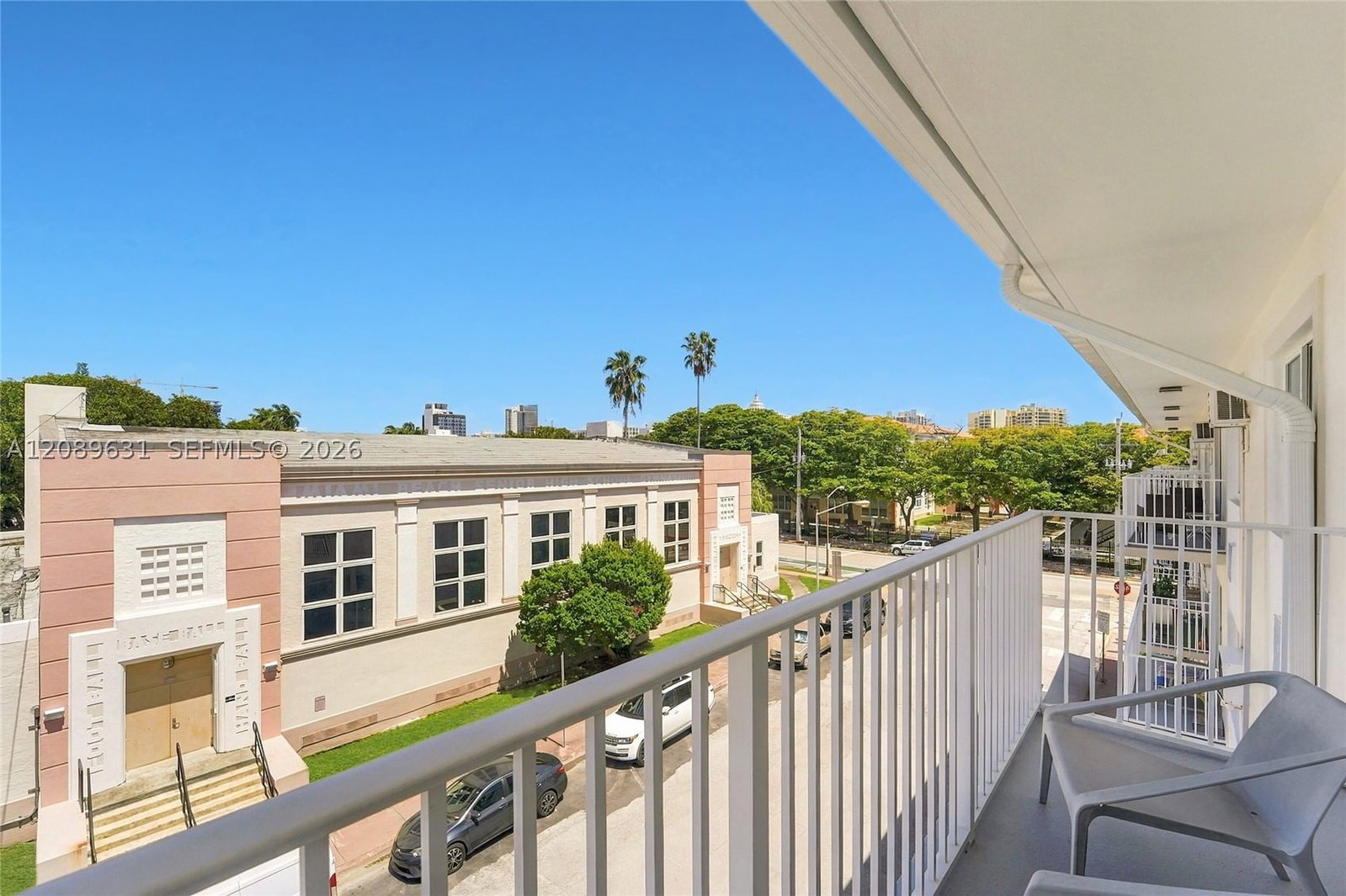 Real estate property located at 1420 Pennsylvania Ave #403, Miami-dade, Penn Manor Condo, Miami Beach, FL