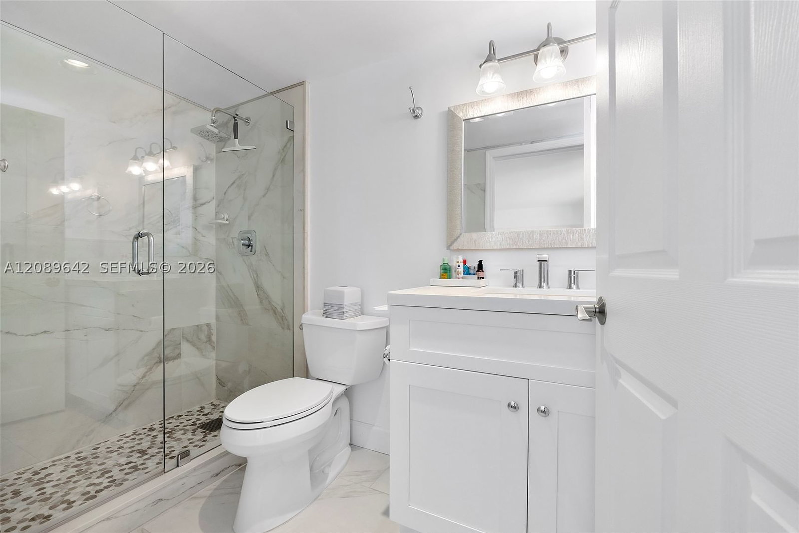 Real estate property located at 1800 Collins Ave #11B, Miami-dade, Tower 1800 Condo, Miami Beach, FL