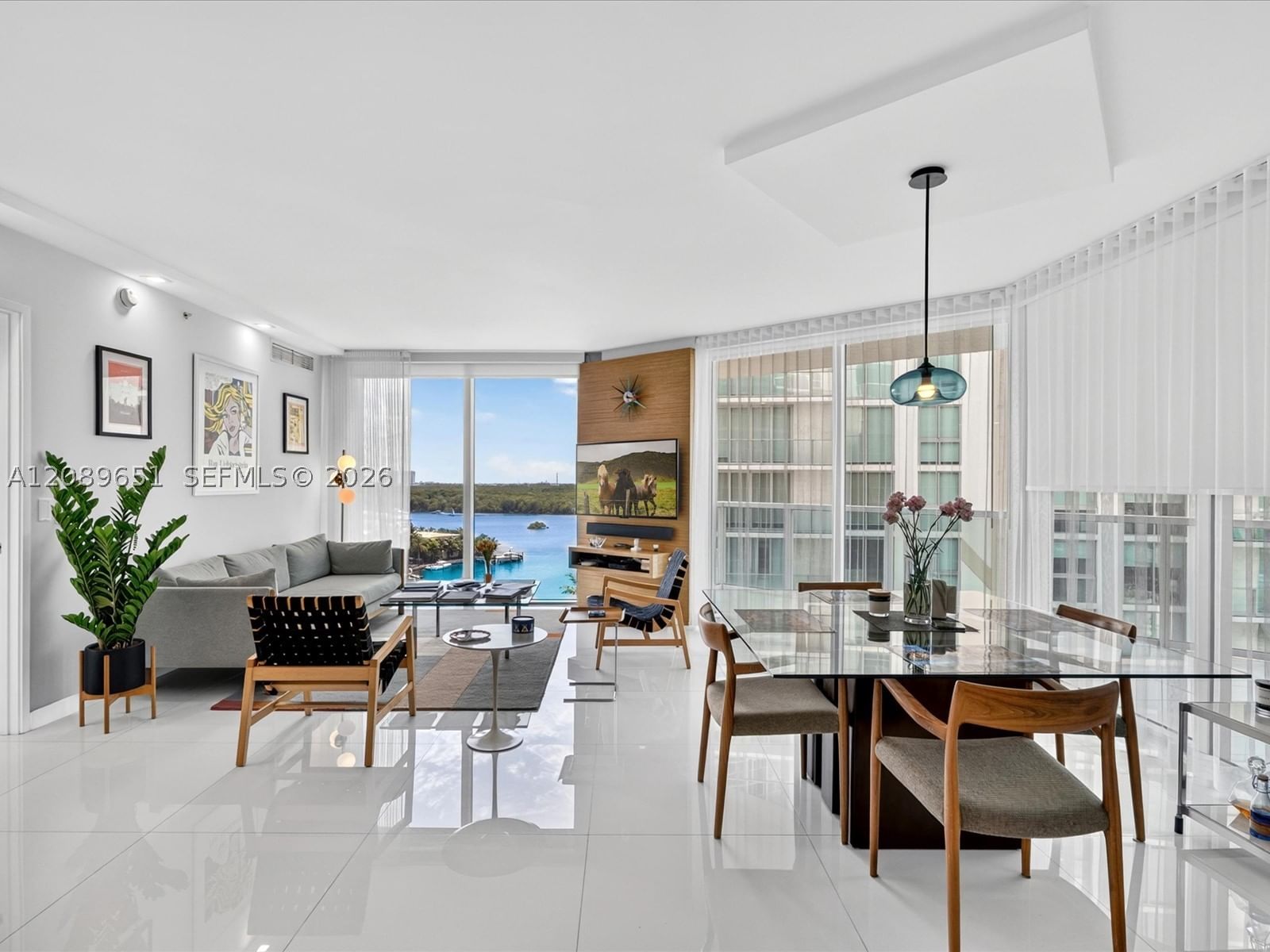 Real estate property located at 250 Sunny Isles Blvd #3-1004, Miami-dade, St Tropez On The Bay Iii, Sunny Isles Beach, FL