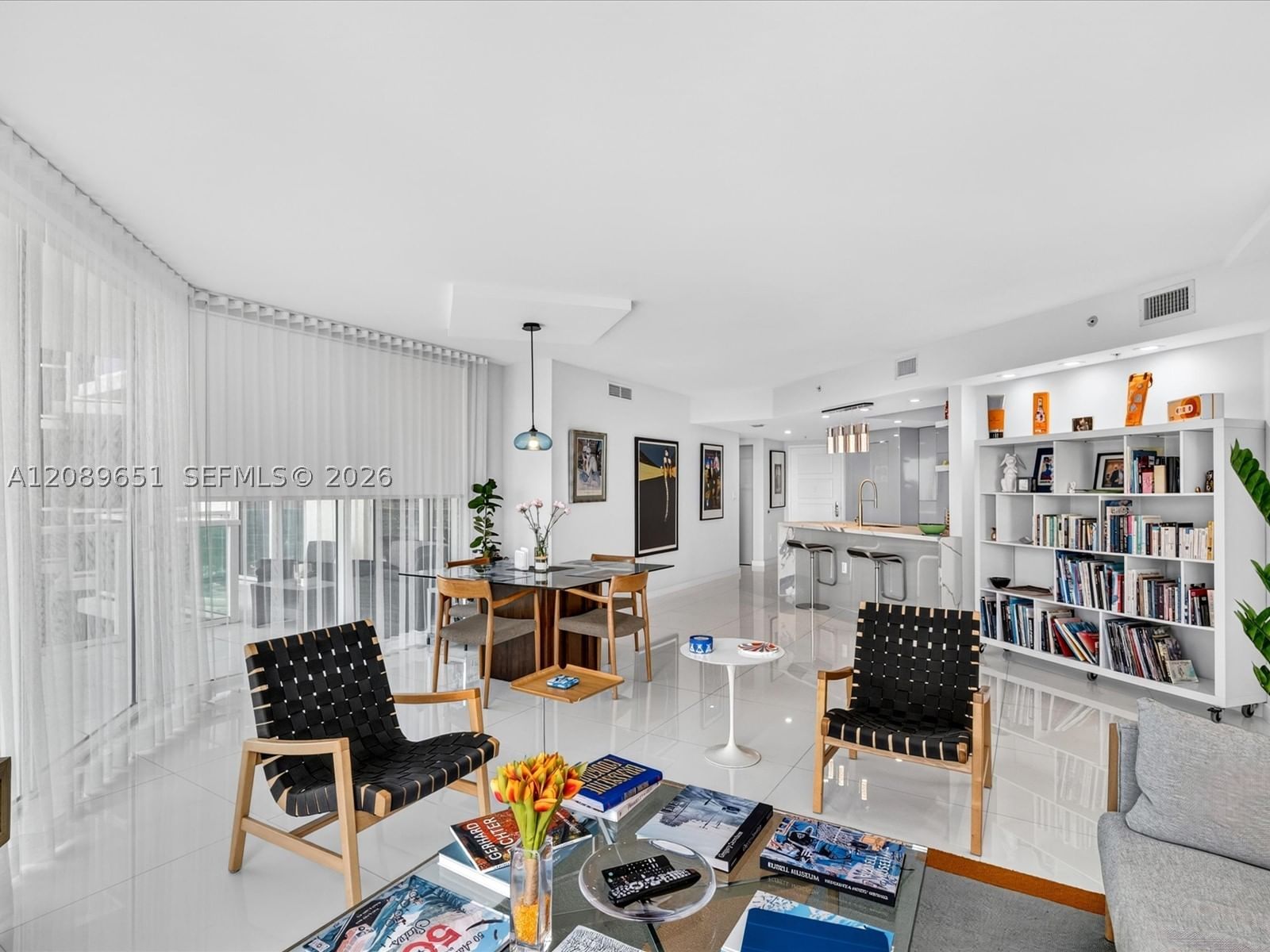 Real estate property located at 250 Sunny Isles Blvd #3-1004, Miami-dade, St Tropez On The Bay Iii, Sunny Isles Beach, FL