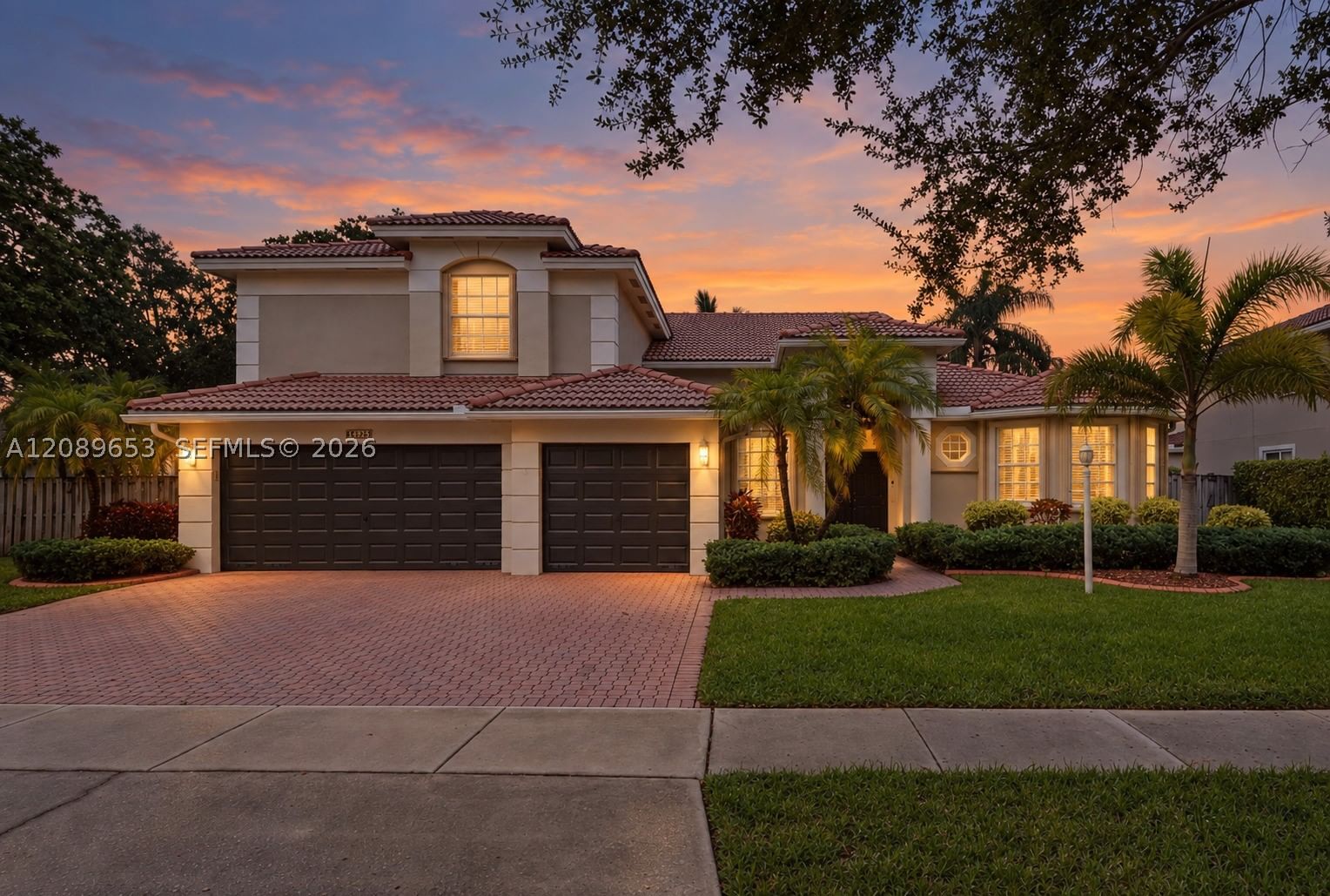 Real estate property located at 13875 20th St, Broward, Pembroke Falls, Pembroke Pines, FL