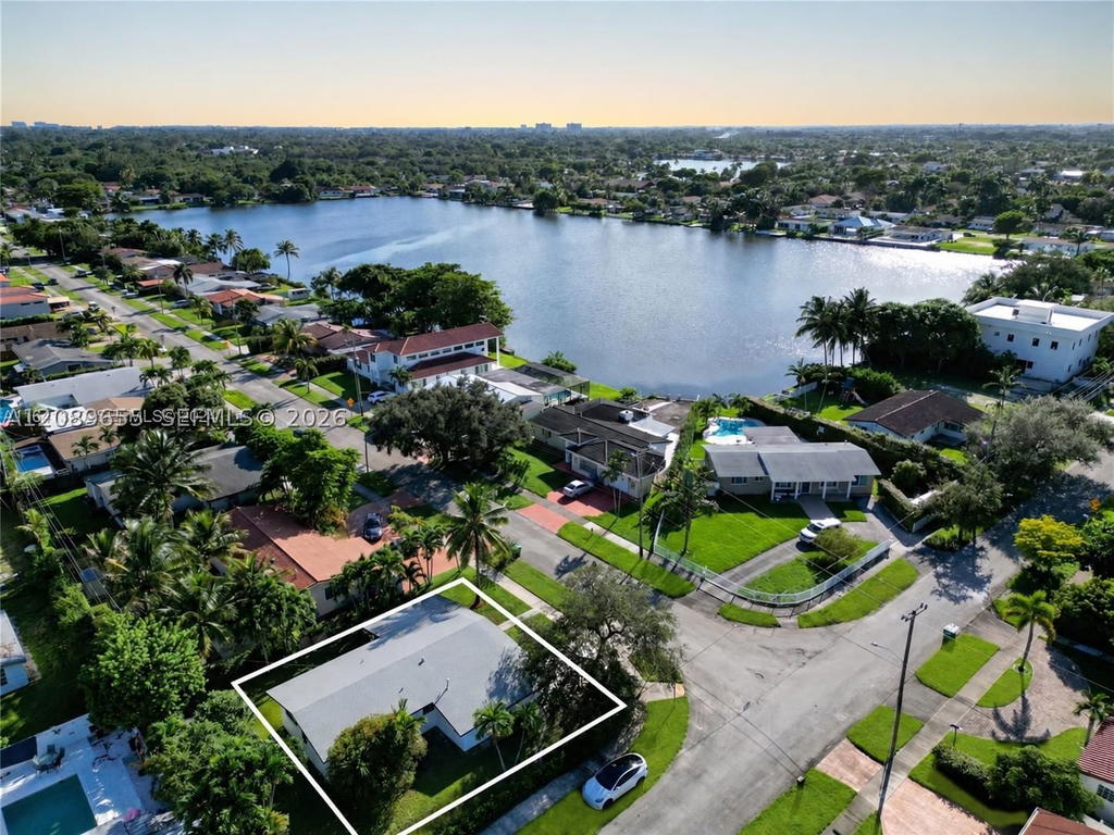 Real estate property located at 21341 25th Ct, Miami-dade, Sunswept Isle, Aventura, FL