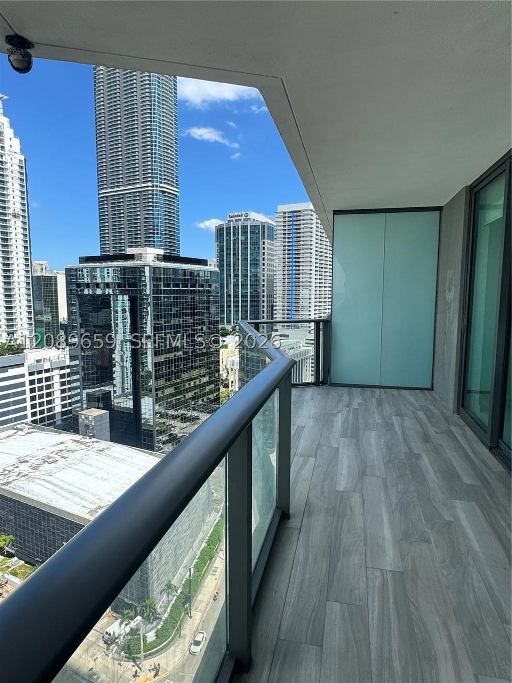 Real estate property located at 1300 Miami Ave #1811, Miami-dade, 1300 S Miami Avenue Condo, Miami, FL
