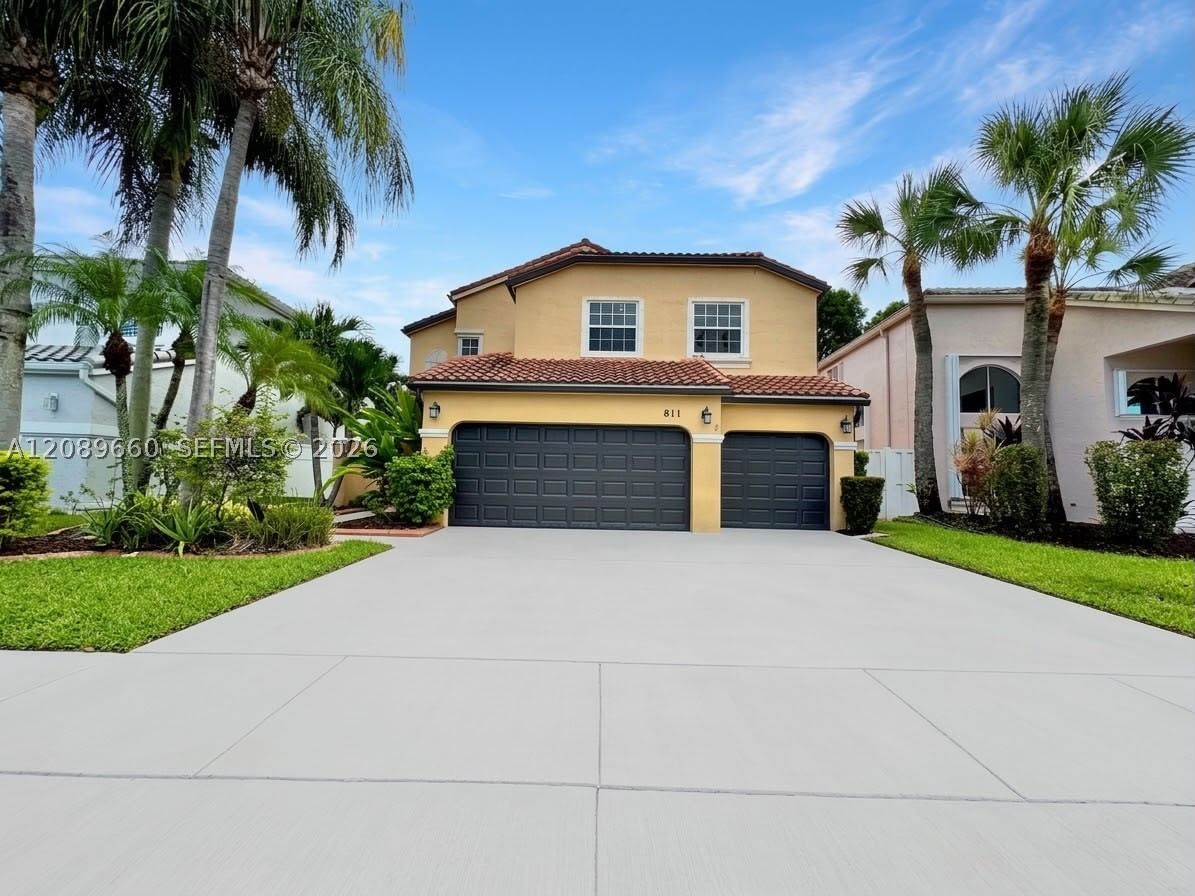 Real estate property located at 811 155th Ter, Broward, Towngate, Pembroke Pines, FL