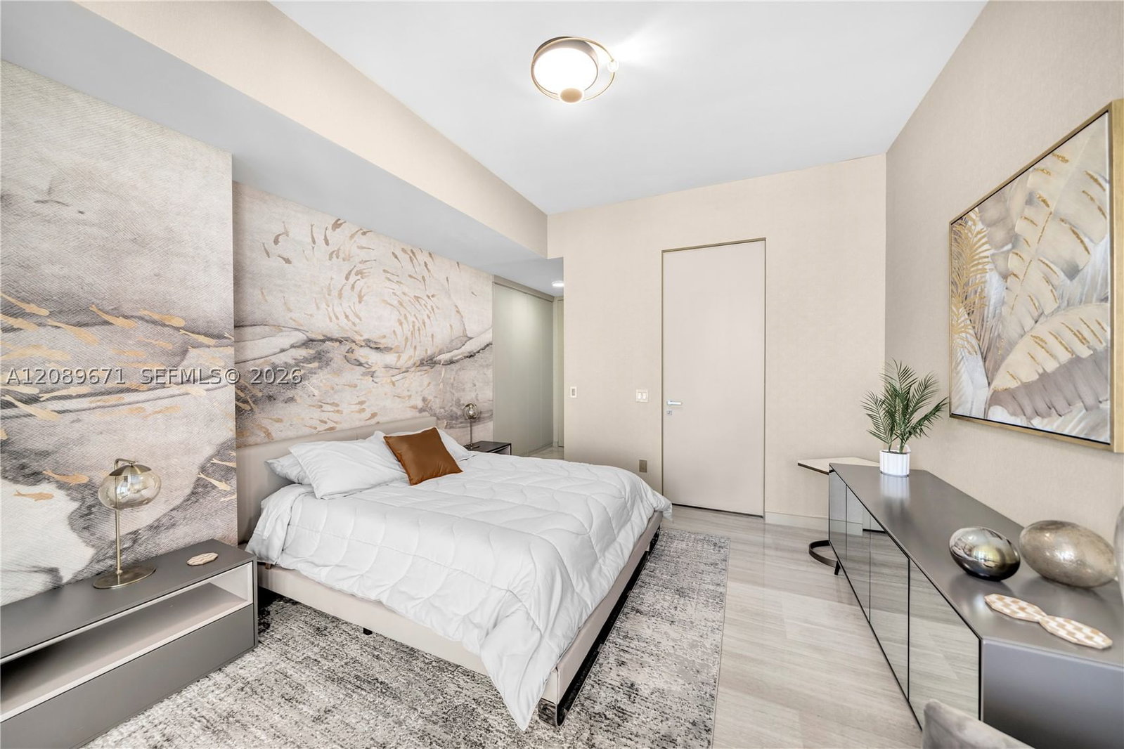 Real estate property located at 18975 Collins Ave #2203, Miami-dade, 18975 Collins Condo, Sunny Isles Beach, FL