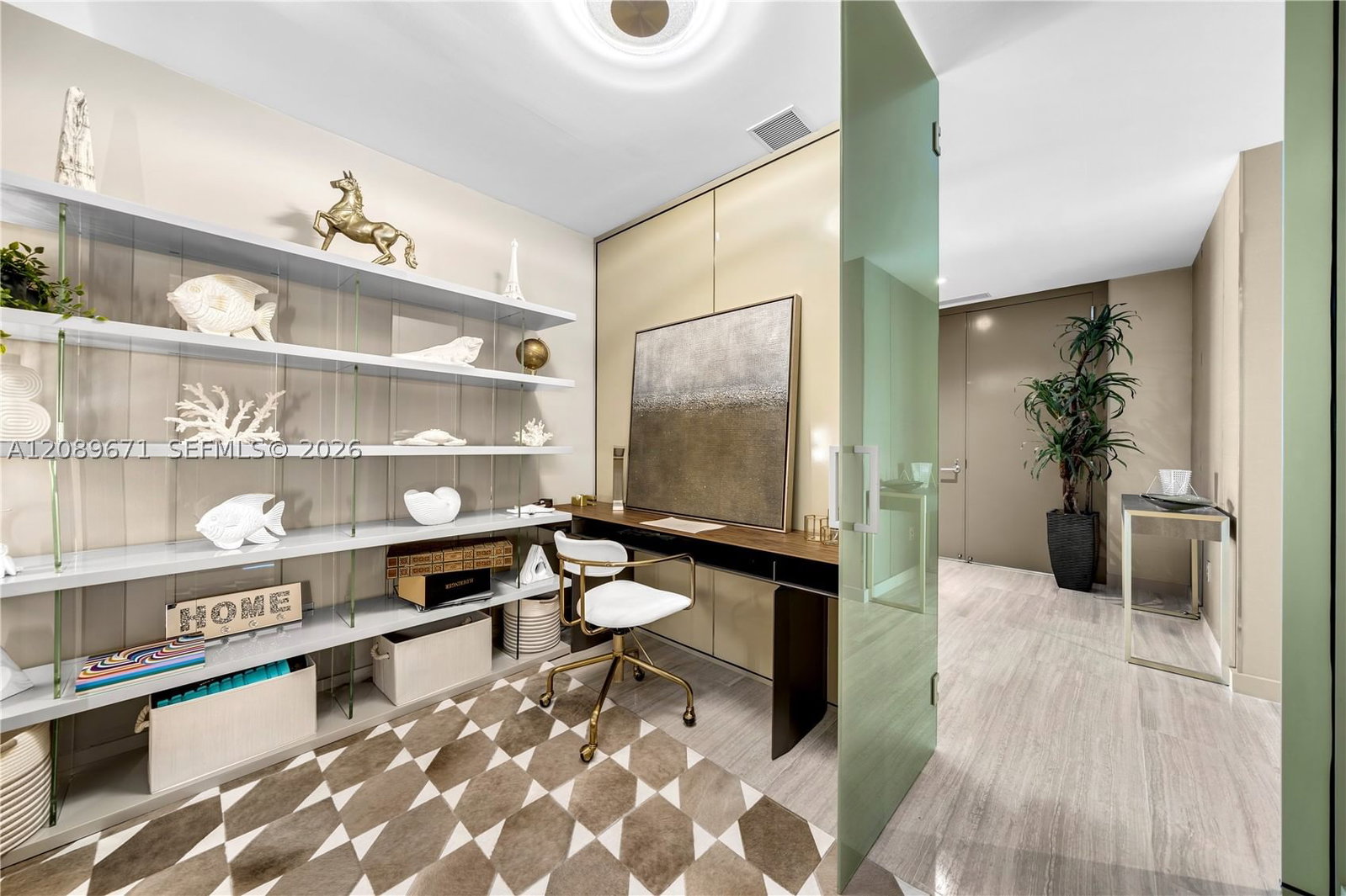 Real estate property located at 18975 Collins Ave #2203, Miami-dade, 18975 Collins Condo, Sunny Isles Beach, FL