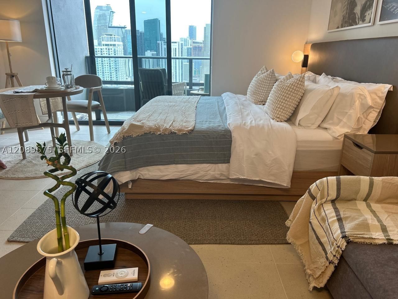 Real estate property located at 159 6th St #3206, Miami-dade, Gale Residences, Miami, FL