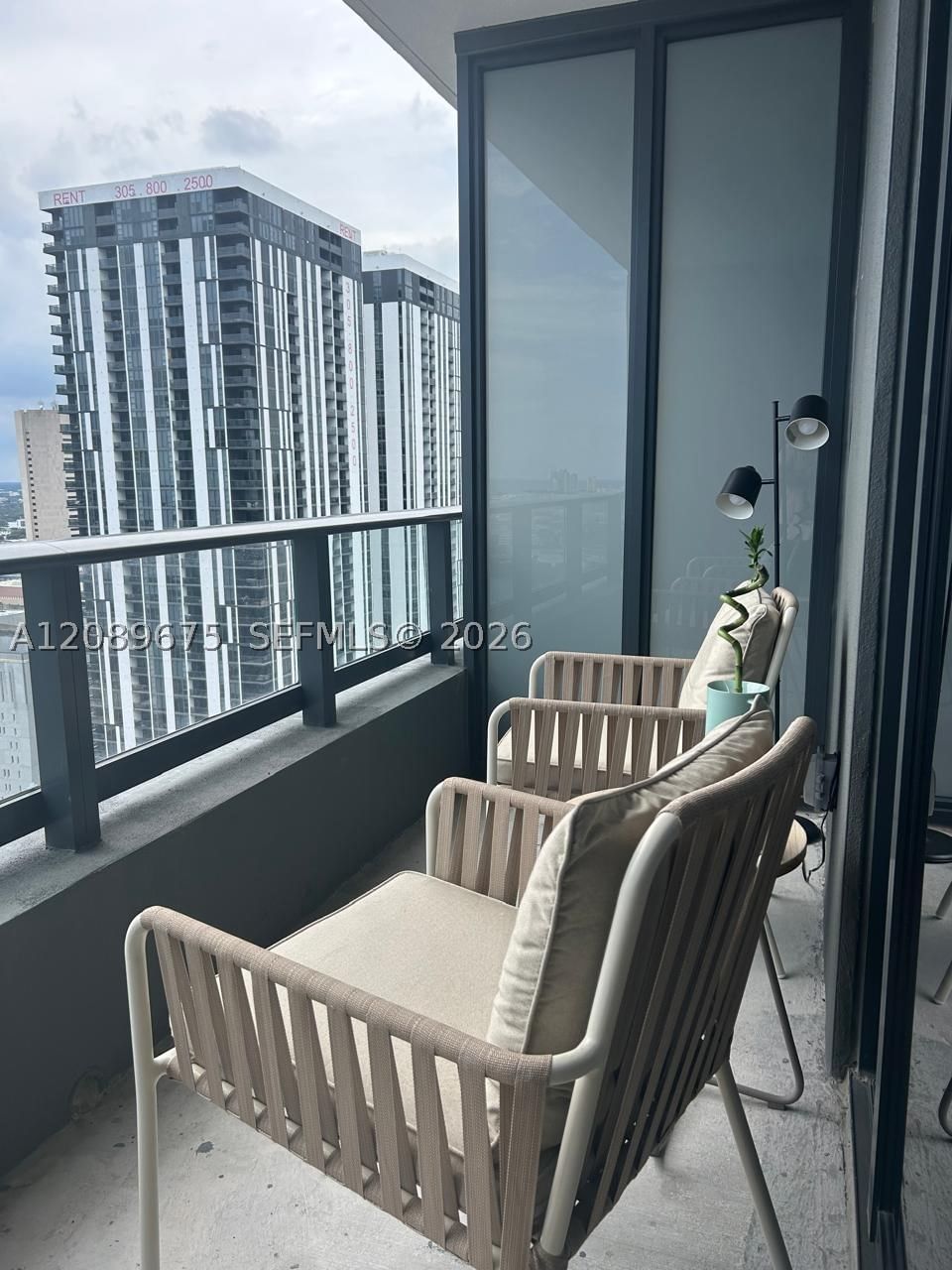 Real estate property located at 159 6th St #3206, Miami-dade, Gale Residences, Miami, FL