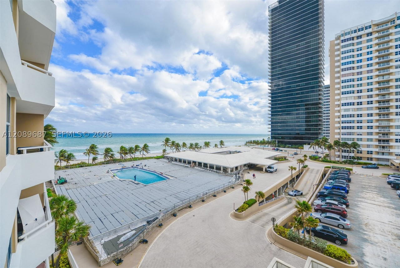 Real estate property located at 1950 Ocean Dr #5A, Broward, Hemispheres Condo, Hallandale Beach, FL