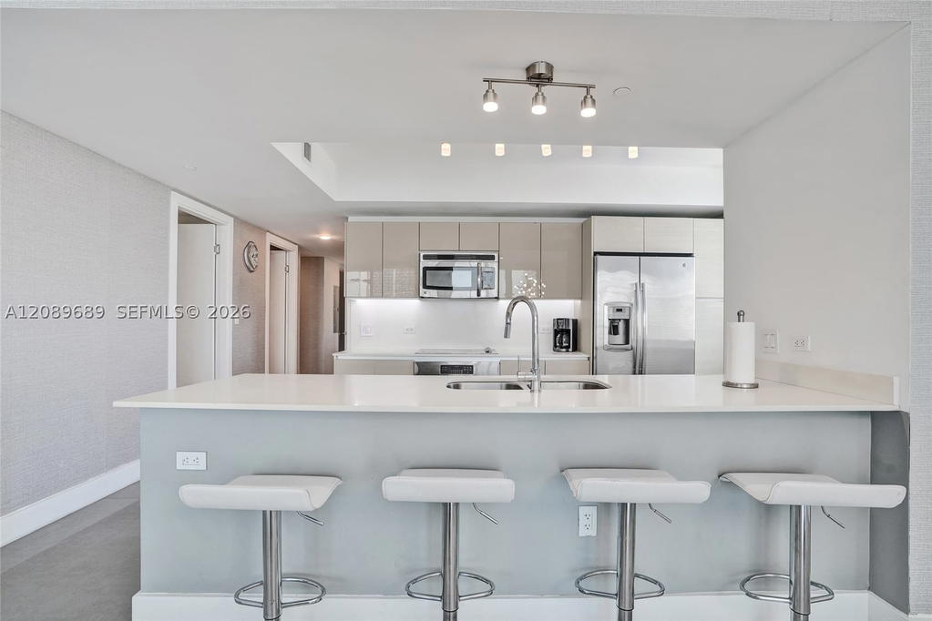 Real estate property located at 2600 Hallandale Beach Blvd T1002, Broward, Beachwalk Condominium, Hallandale Beach, FL