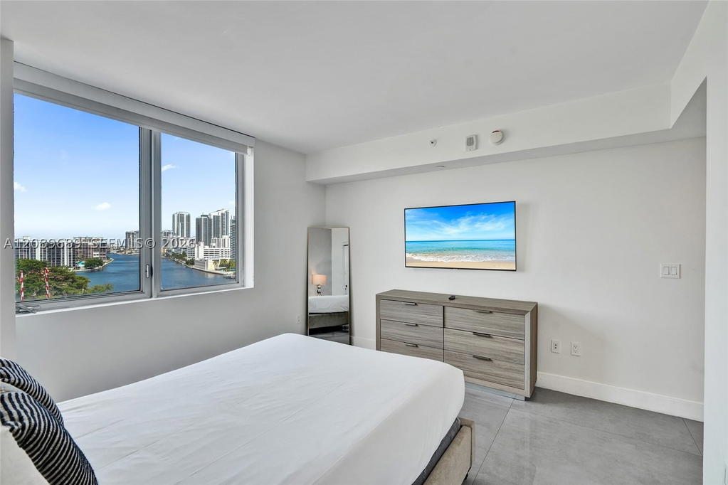 Real estate property located at 2600 Hallandale Beach Blvd T1002, Broward, Beachwalk Condominium, Hallandale Beach, FL
