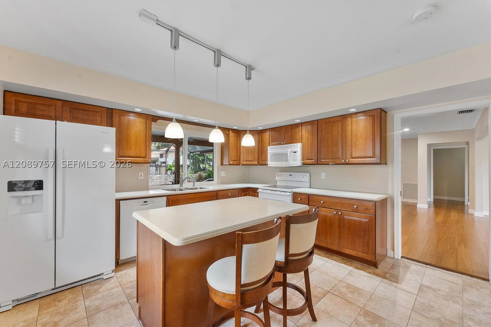 Real estate property located at 4801 36th Ct, Broward, Emerald Hills, Hollywood, FL