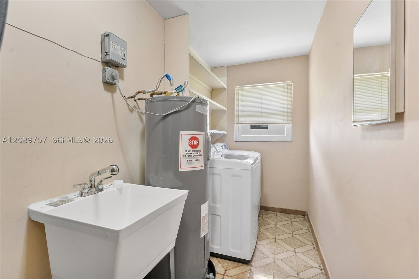 Real estate property located at 4801 36th Ct, Broward, Emerald Hills, Hollywood, FL