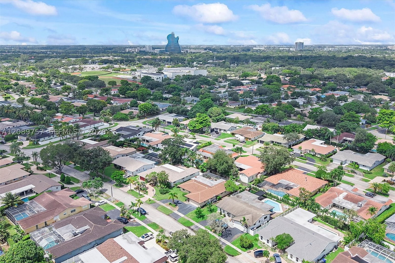 Real estate property located at 4801 36th Ct, Broward, Emerald Hills, Hollywood, FL
