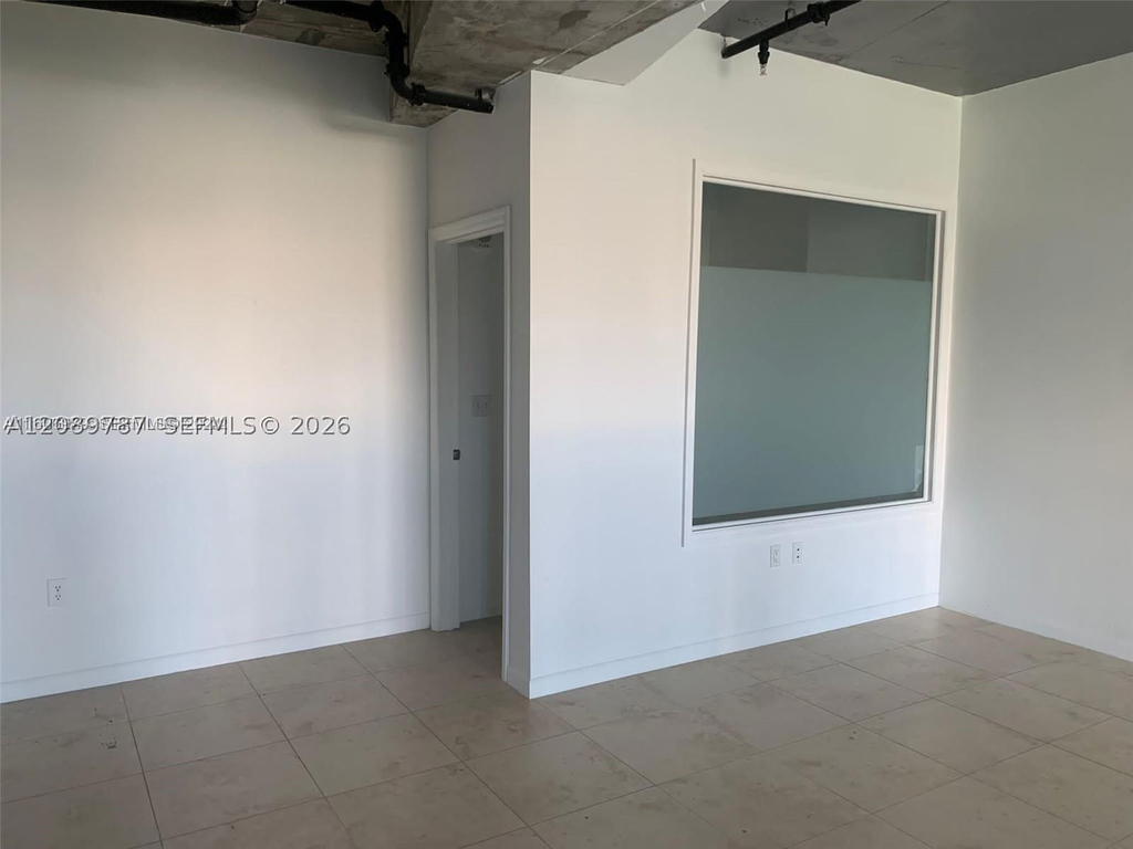Real estate property located at 3250 1st Ave #303, Miami-dade, Midblock Miami Condo, Miami, FL