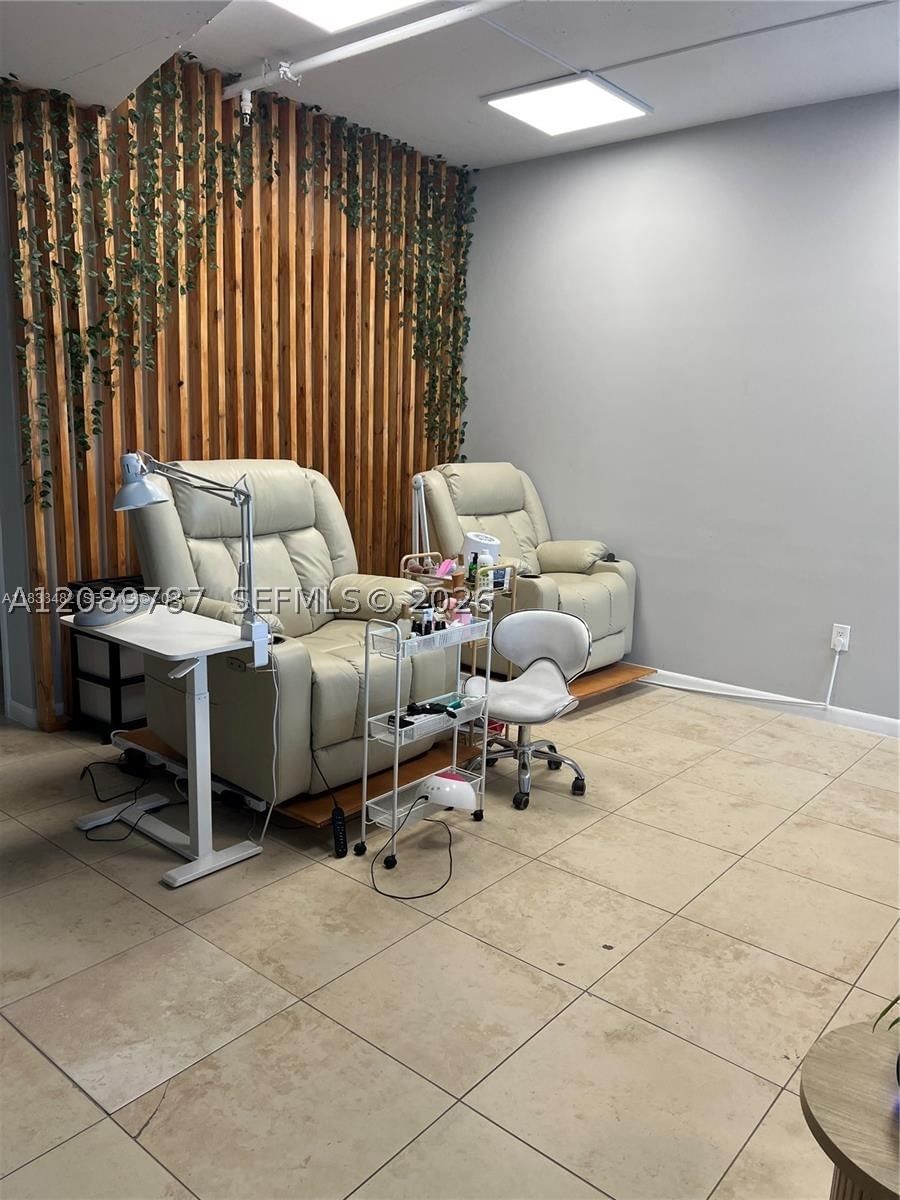 Real estate property located at 3250 1st Ave #303, Miami-dade, Midblock Miami Condo, Miami, FL