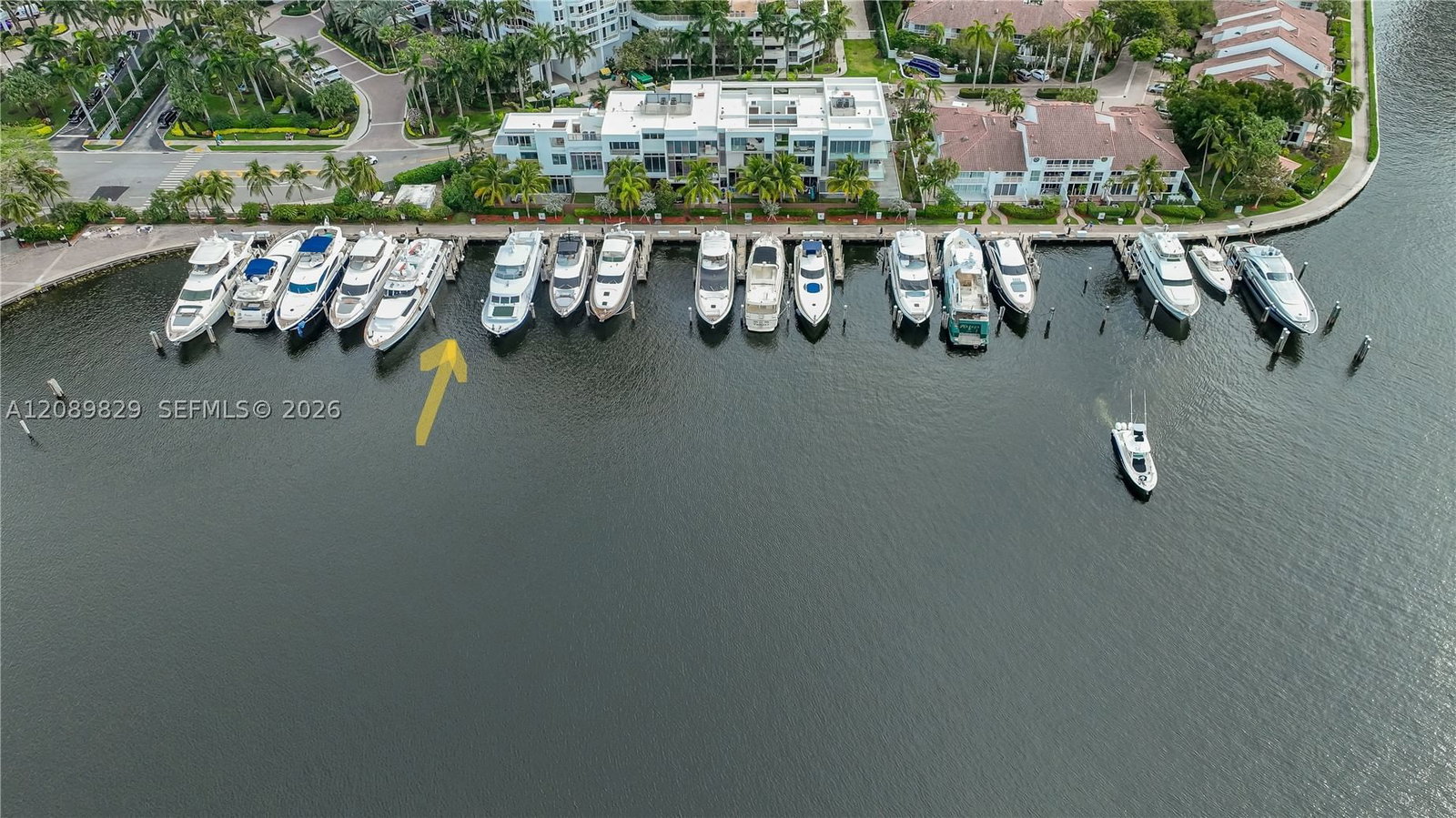 Real estate property located at 3601 207th St, Miami-dade, Waterways Marina Condo, Aventura, FL