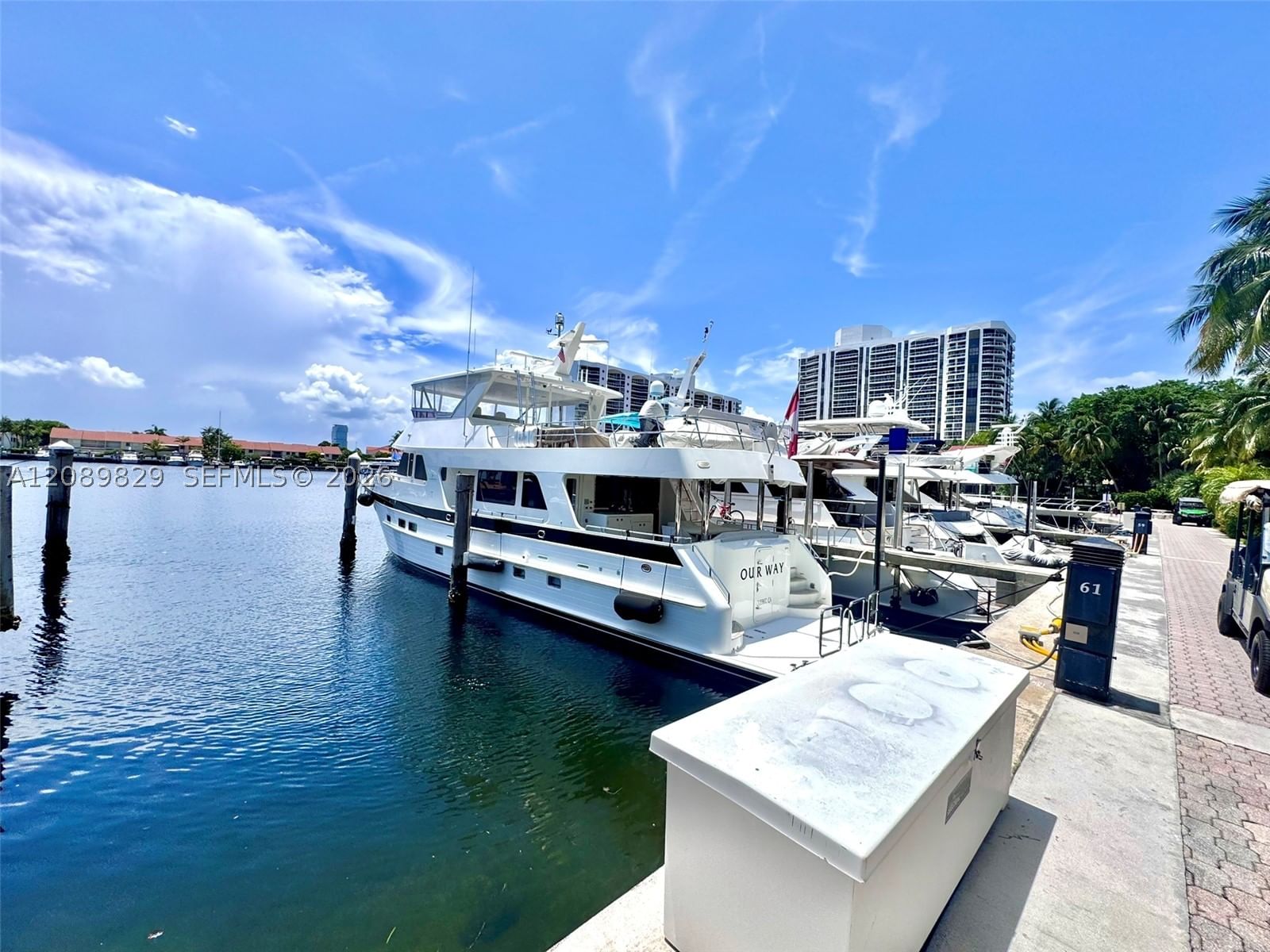 Real estate property located at 3601 207th St, Miami-dade, Waterways Marina Condo, Aventura, FL