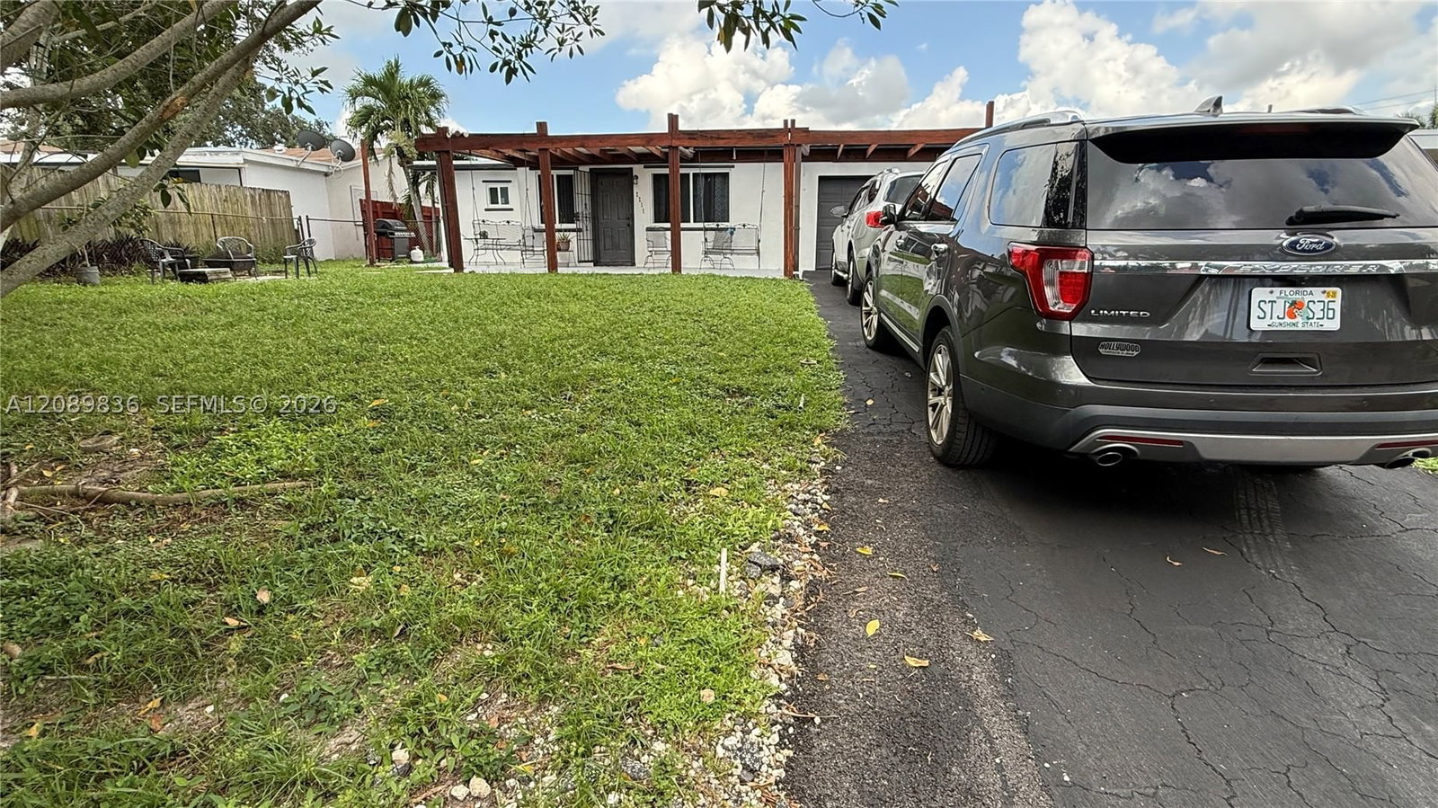 Real estate property located at 2211 54th Ave, Broward, Hollywood Hills Amen Plat, Hollywood, FL