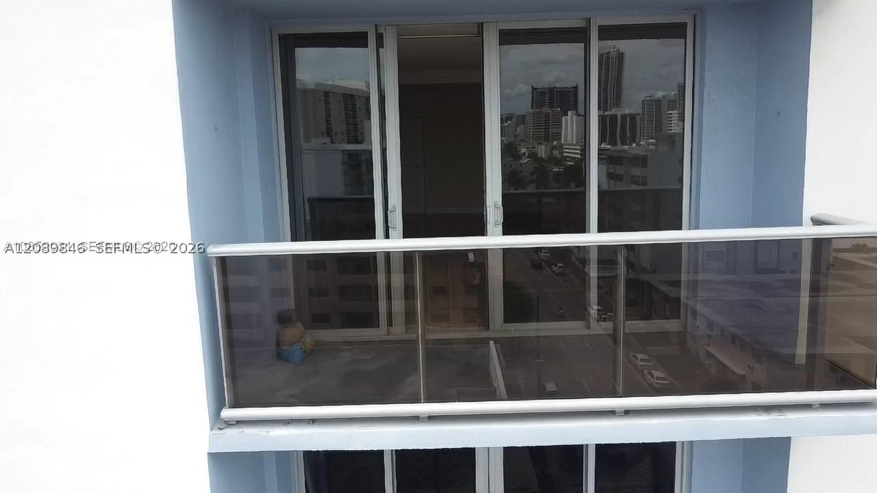 Real estate property located at 401 69th St #900, Miami-dade, 401 Blu Of North Beach Co, Miami Beach, FL