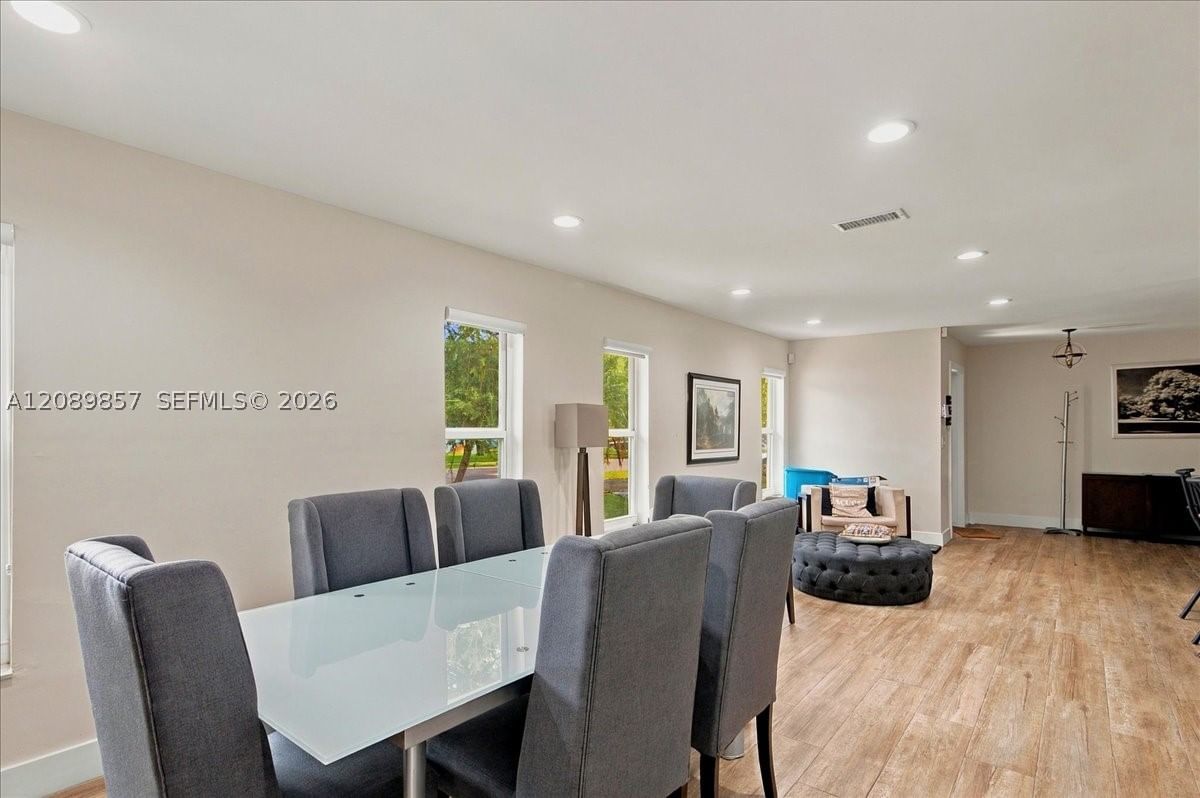 Real estate property located at 6121 40th St, Miami-dade, Virginia Gardens Terr, Virginia Gardens, FL