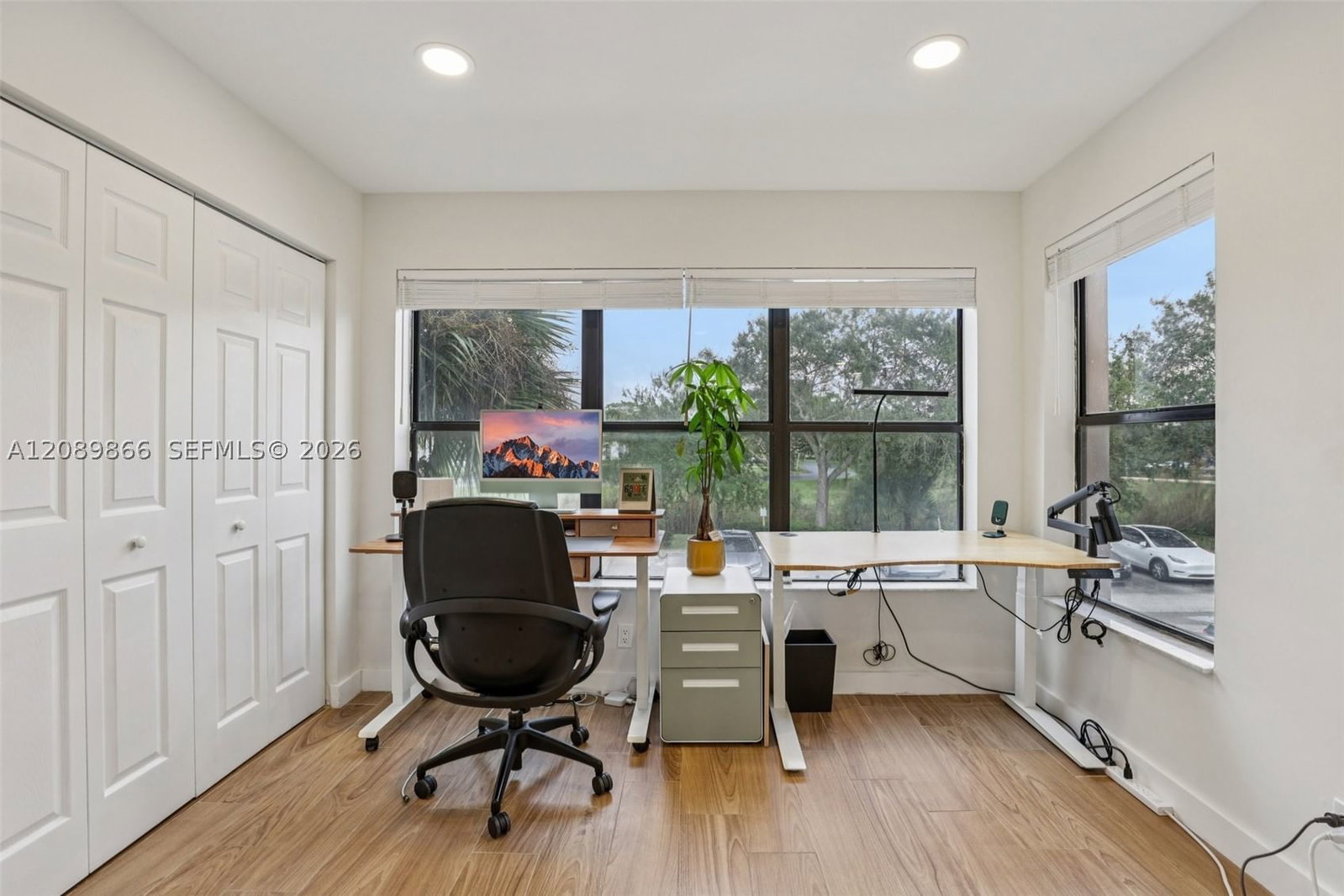 Real estate property located at 2926 University Dr #6204, Broward, Sundance At Davie Condo, Davie, FL