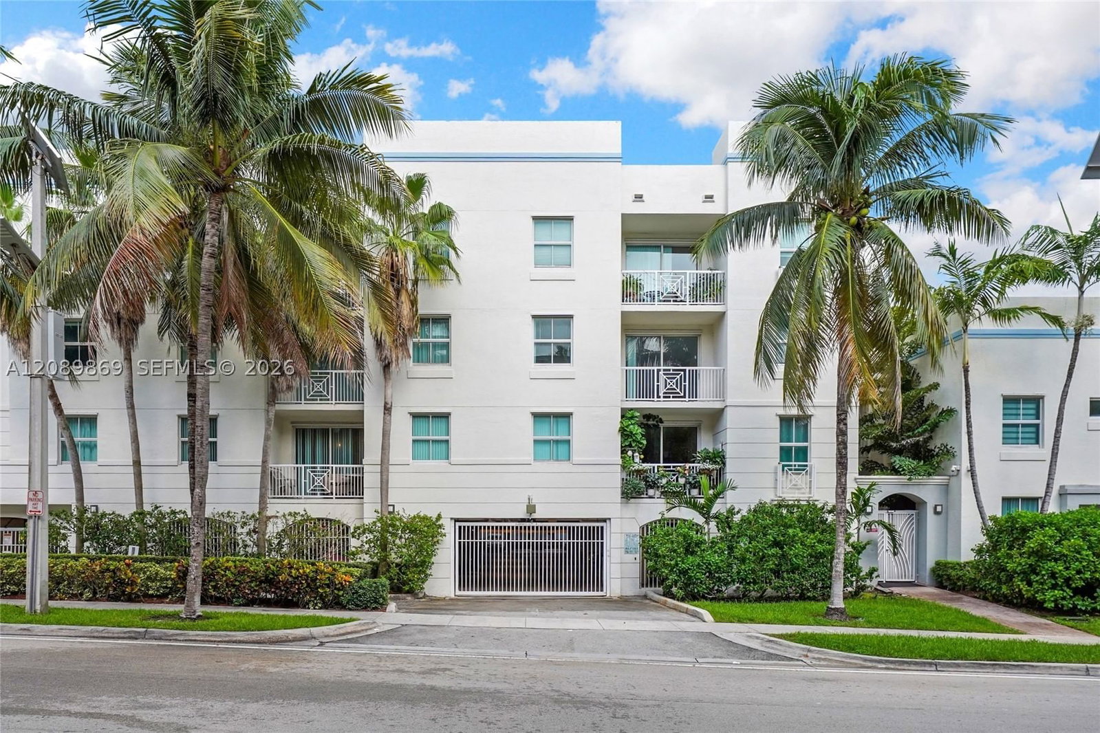 Real estate property located at 9172 Collins Ave #302, Miami-dade, The Waverly At Surfside, Surfside, FL