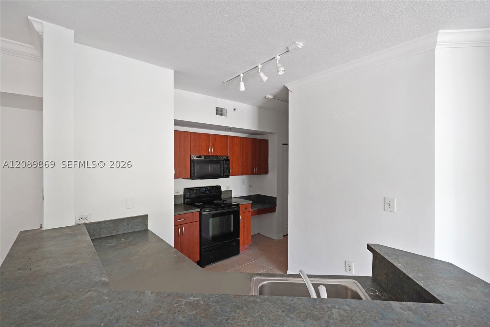 Real estate property located at 9172 Collins Ave #302, Miami-dade, The Waverly At Surfside, Surfside, FL