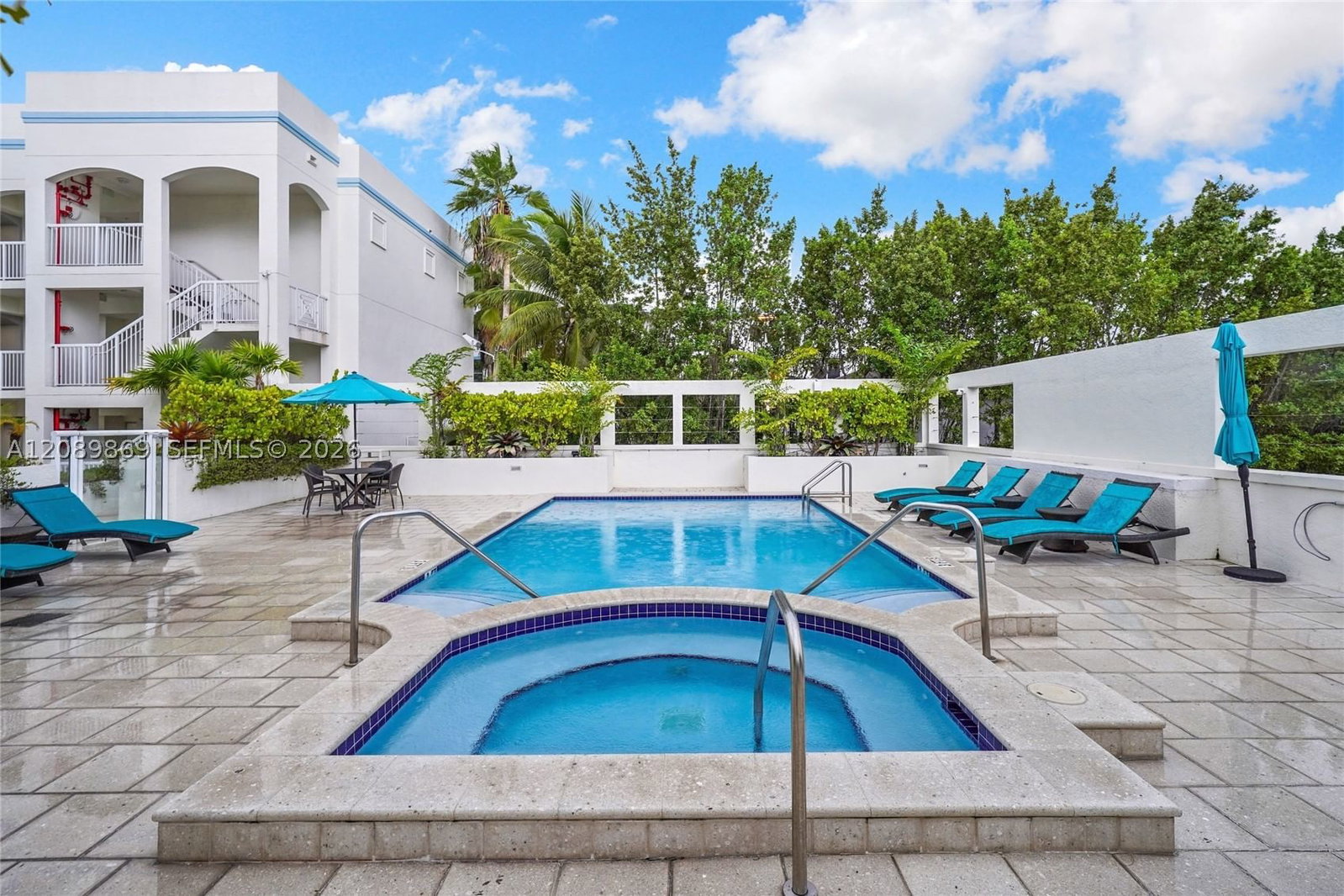 Real estate property located at 9172 Collins Ave #302, Miami-dade, The Waverly At Surfside, Surfside, FL