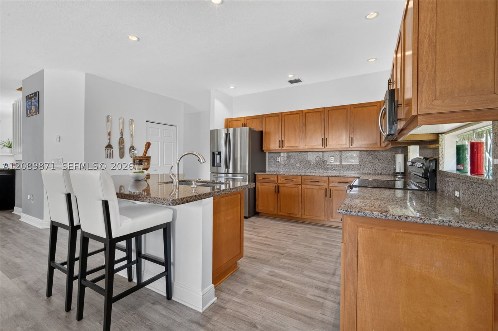 Real estate property located at 3379 173rd Ter, Broward, Silver Lakes Ph 111 Repla, Miramar, FL