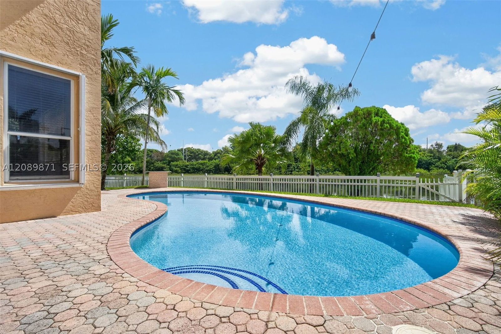 Real estate property located at 3379 173rd Ter, Broward, Silver Lakes Ph 111 Repla, Miramar, FL