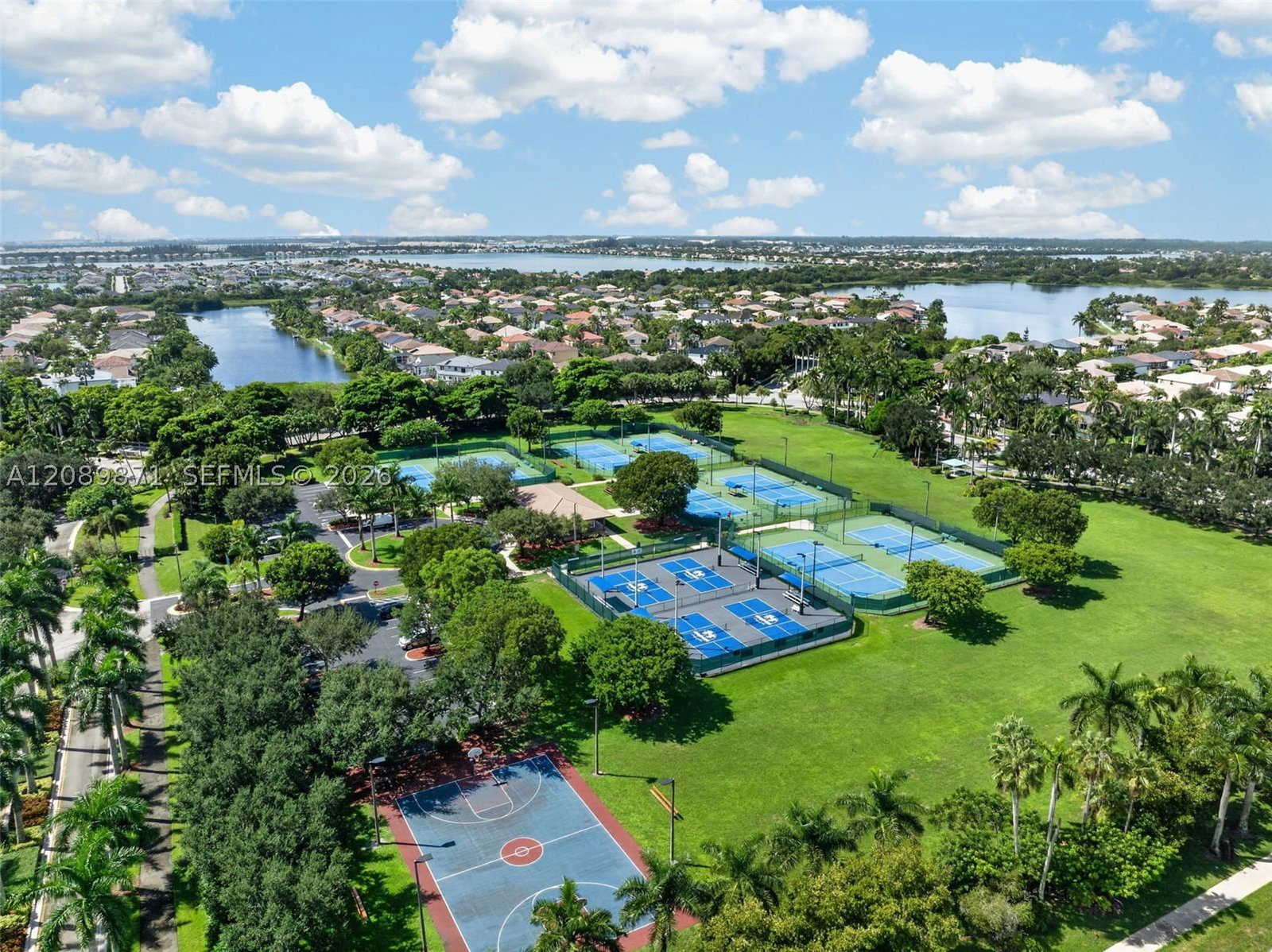 Real estate property located at 3379 173rd Ter, Broward, Silver Lakes Ph 111 Repla, Miramar, FL