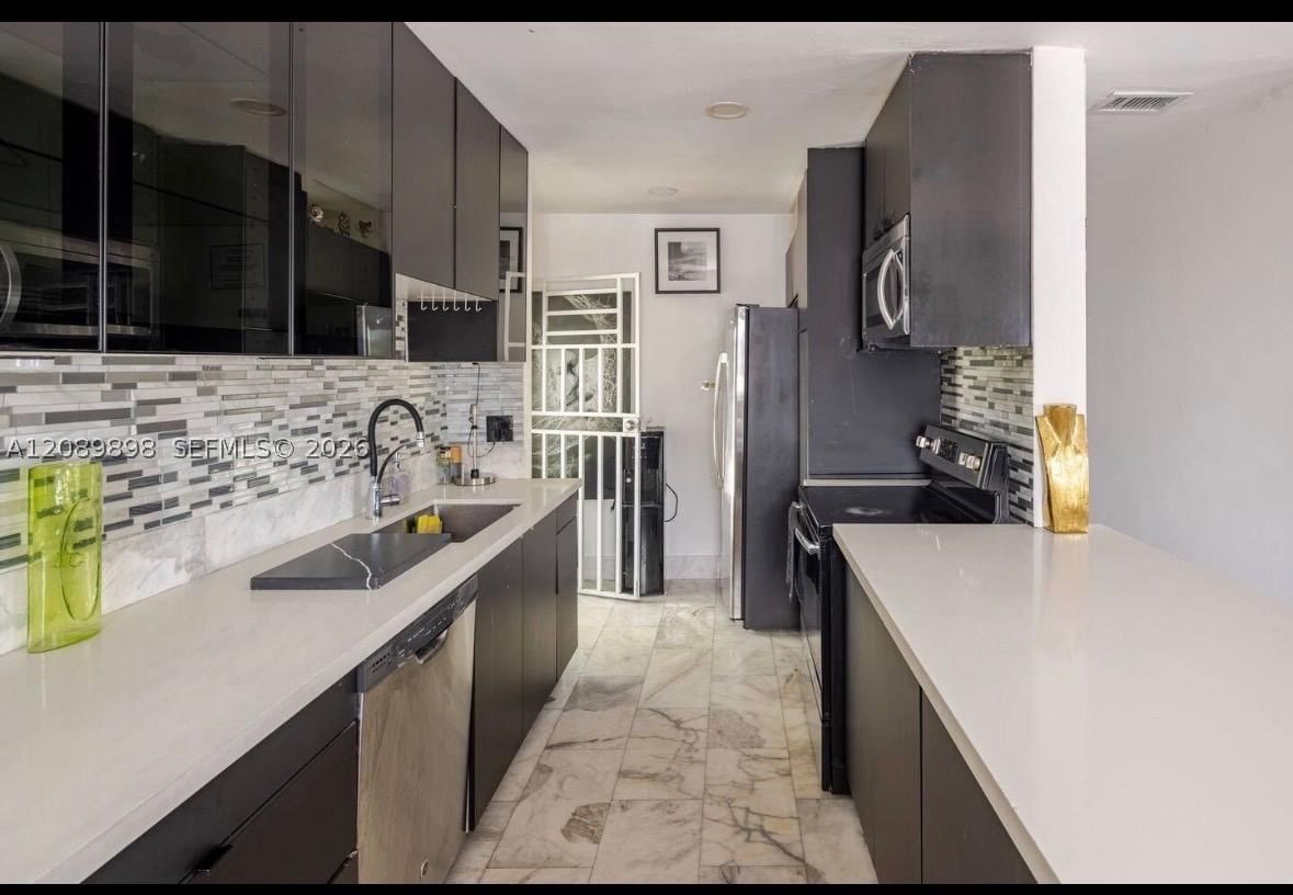 Real estate property located at 961 155th Ter, Miami-dade, Jillshar-darrylcar, North Miami Beach, FL