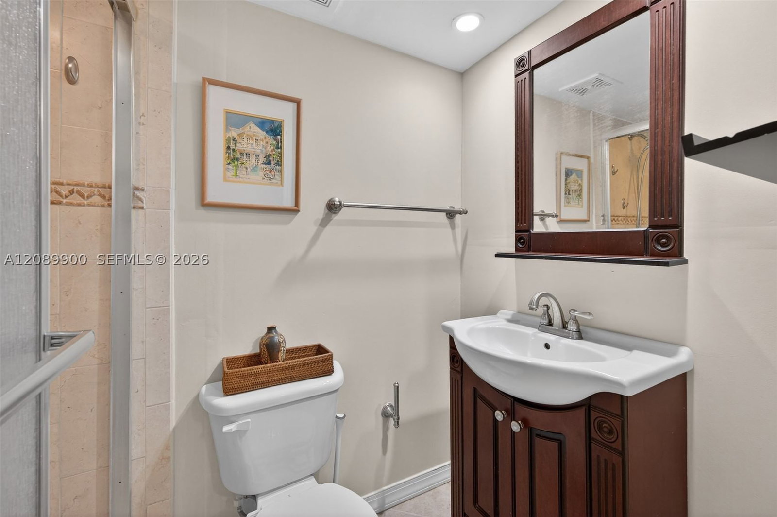 Real estate property located at 1308 Bayview Dr #2B, Broward, Hampton East Condo, Fort Lauderdale, FL