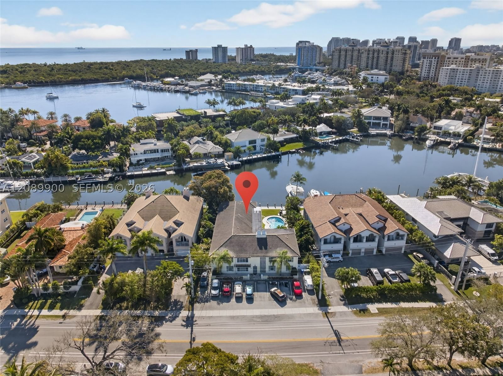 Real estate property located at 1308 Bayview Dr #2B, Broward, Hampton East Condo, Fort Lauderdale, FL
