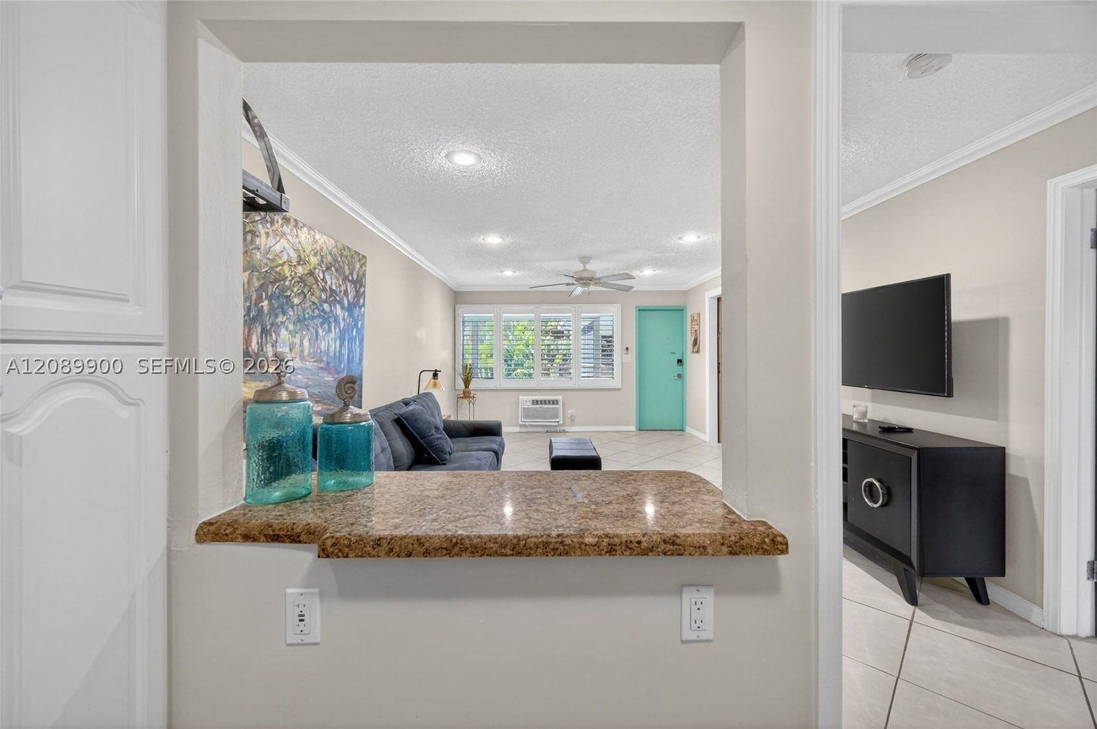 Real estate property located at 1308 Bayview Dr #2B, Broward, Hampton East Condo, Fort Lauderdale, FL