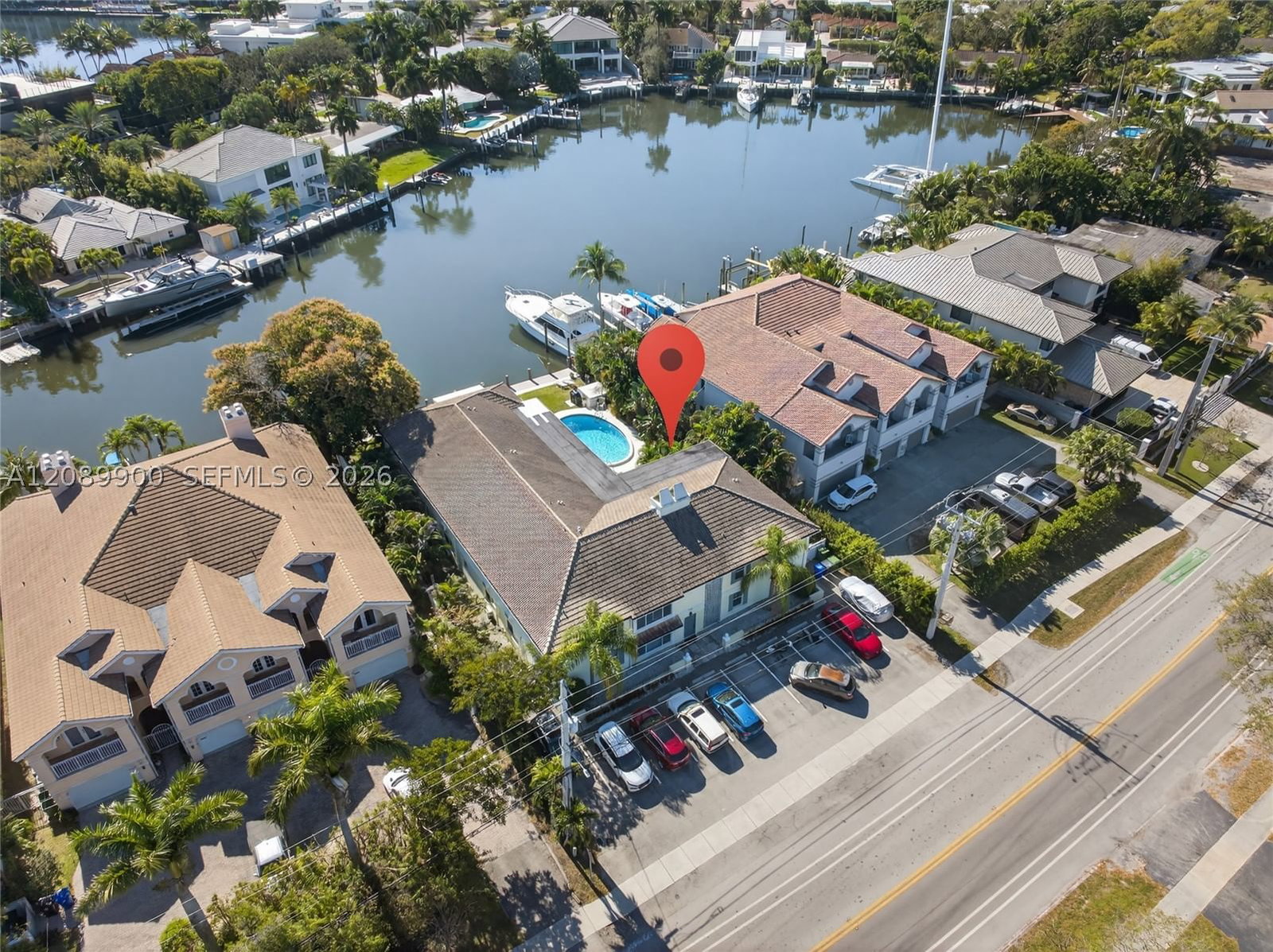 Real estate property located at 1308 Bayview Dr #2B, Broward, Hampton East Condo, Fort Lauderdale, FL