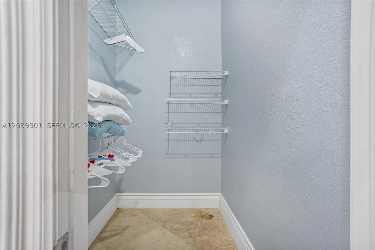 Real estate property located at 4025 128th Ave, Miami-dade, J G Heads Farms Unit A, Miami, FL