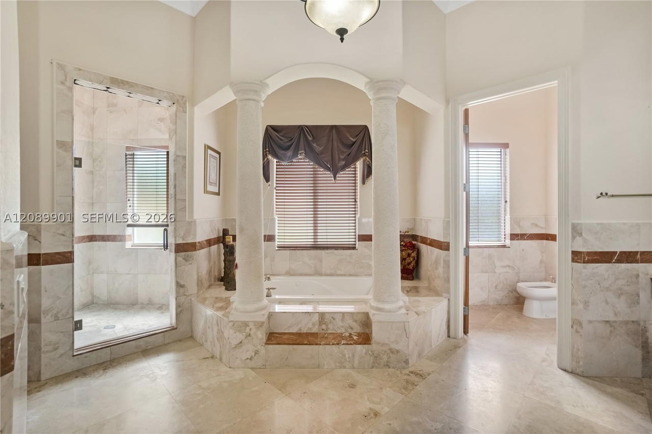 Real estate property located at 4025 128th Ave, Miami-dade, J G Heads Farms Unit A, Miami, FL