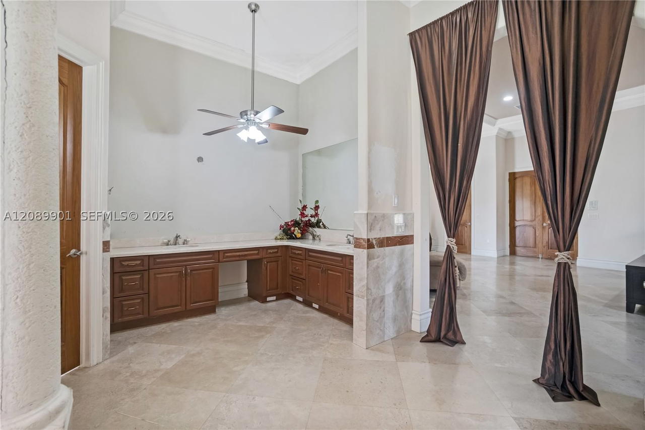 Real estate property located at 4025 128th Ave, Miami-dade, J G Heads Farms Unit A, Miami, FL