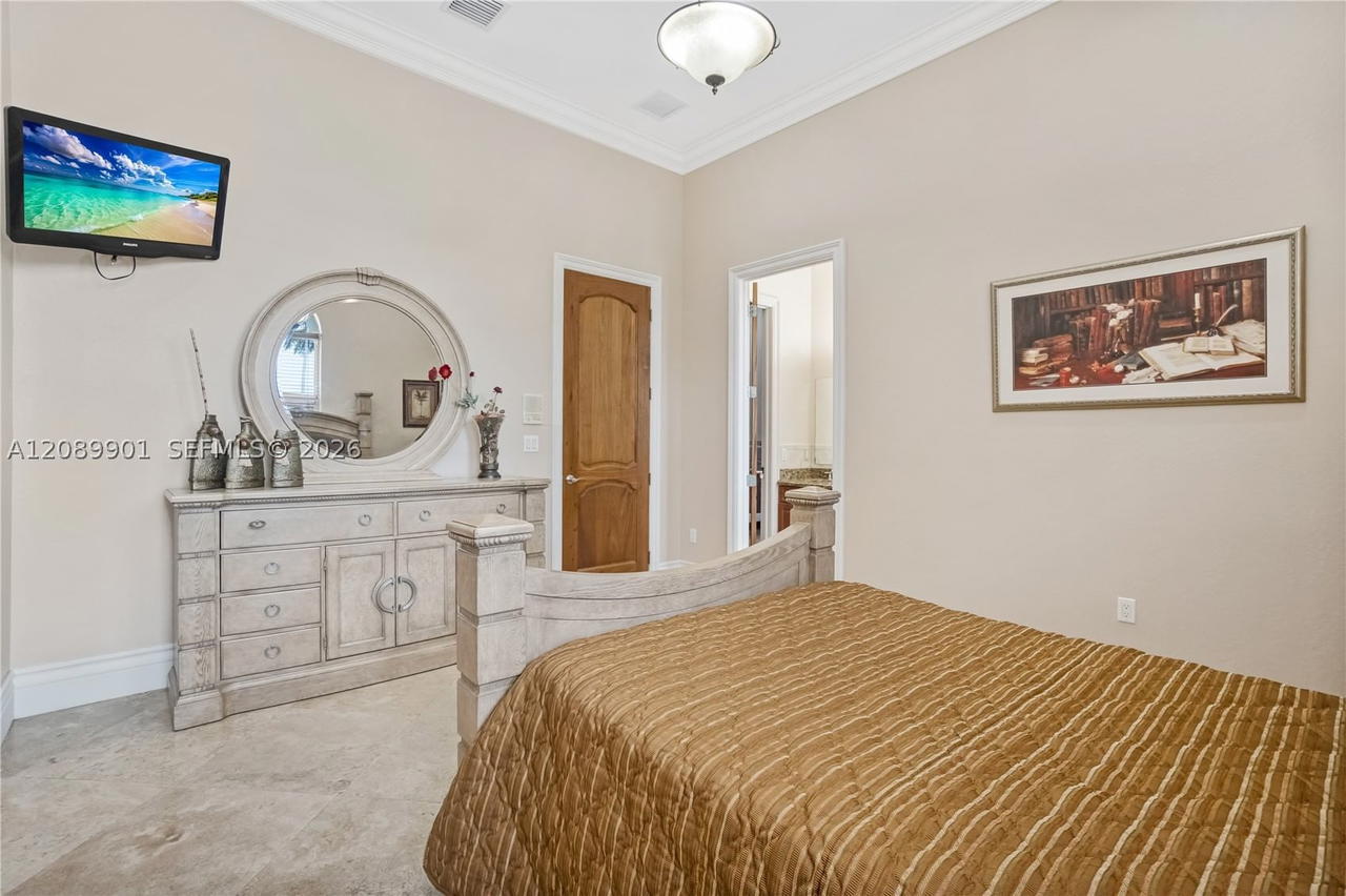 Real estate property located at 4025 128th Ave, Miami-dade, J G Heads Farms Unit A, Miami, FL