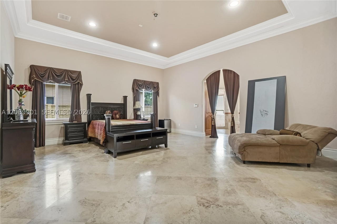 Real estate property located at 4025 128th Ave, Miami-dade, J G Heads Farms Unit A, Miami, FL