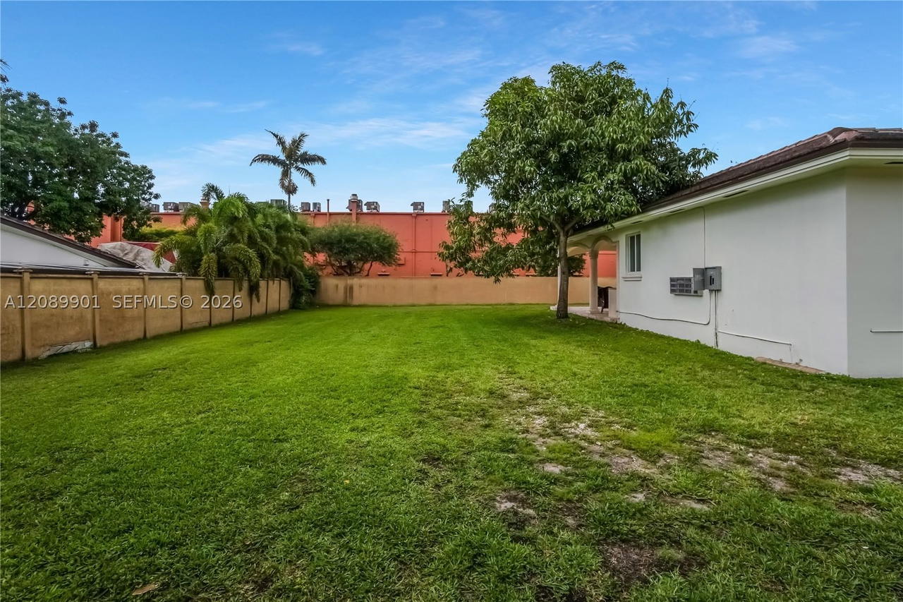 Real estate property located at 4025 128th Ave, Miami-dade, J G Heads Farms Unit A, Miami, FL