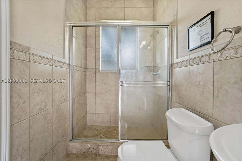 Real estate property located at 4025 128th Ave, Miami-dade, J G Heads Farms Unit A, Miami, FL