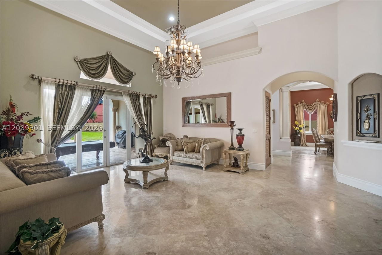 Real estate property located at 4025 128th Ave, Miami-dade, J G Heads Farms Unit A, Miami, FL