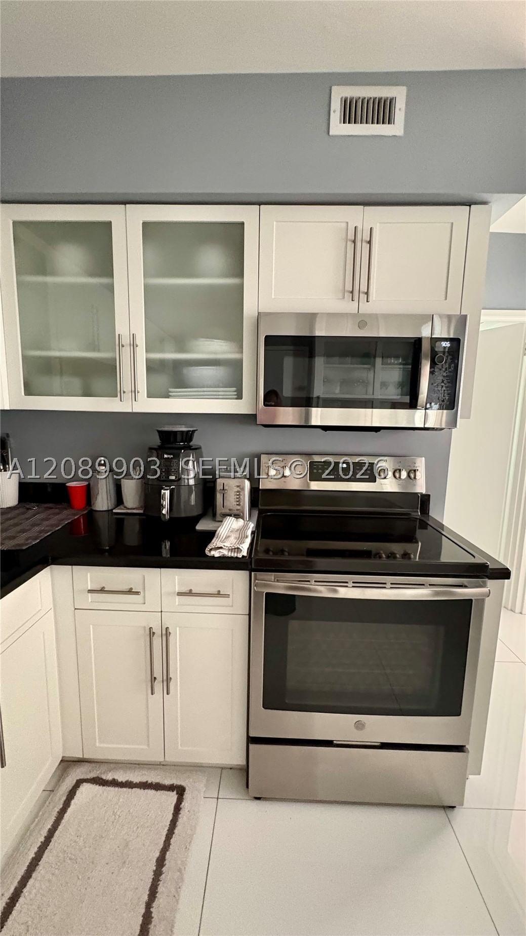 Real estate property located at 5700 Collins Ave #11B, Miami-dade, Seacoast 5700 Condo, Miami Beach, FL